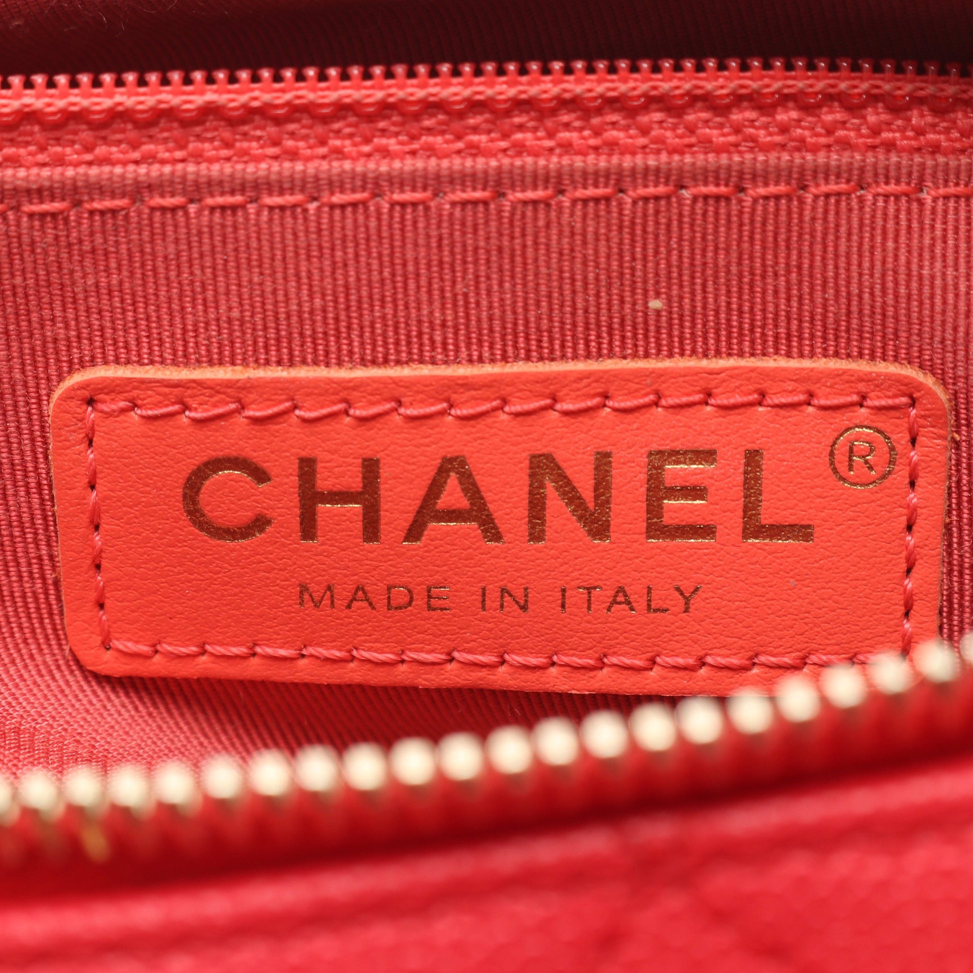 マトラッセ チェーンショルダーバッグ キャビアスキン ラムスキン レッド ゴールド金具 2WAY シャネル バッグ CHANEL