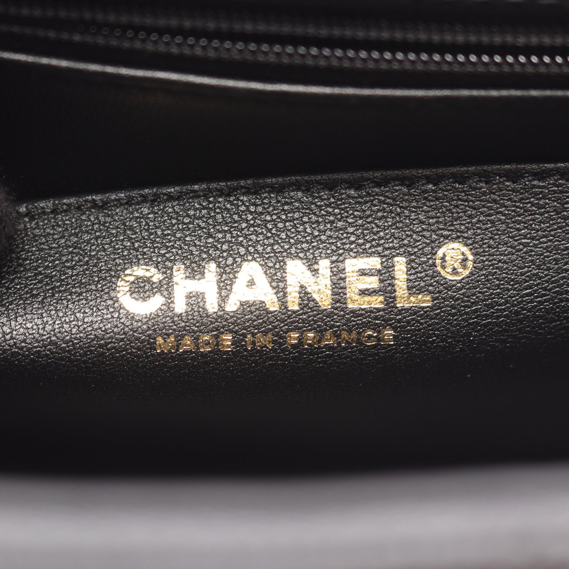 マトラッセ トップハンドル チェーンショルダーバッグ キャビアスキン ブラック ゴールド金具 シャネル バッグ CHANEL