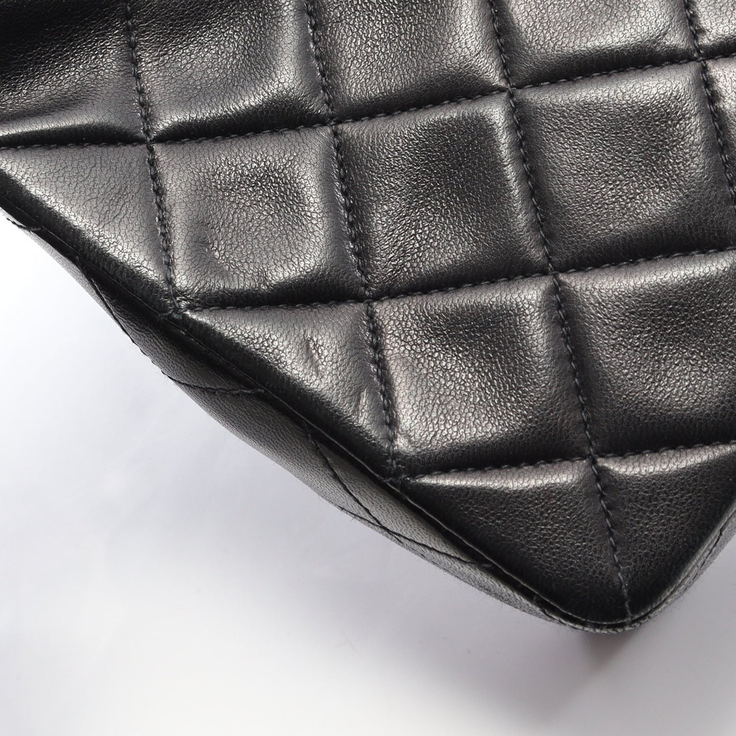 ミニマトラッセ20 チェーンショルダーバッグ ラムスキン ブラック ゴールド金具 ヴィンテージ シャネル バッグ CHANEL