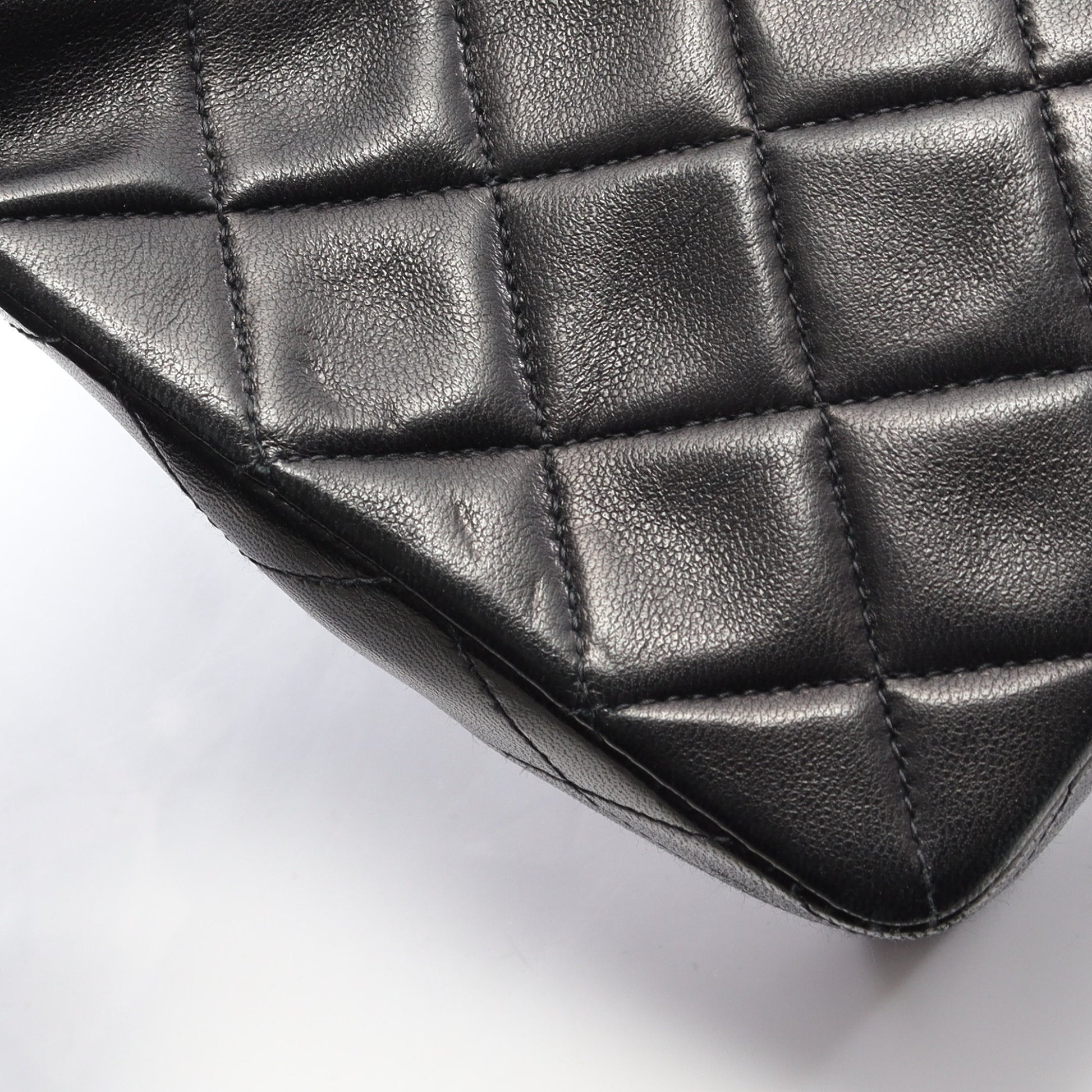 ミニマトラッセ20 チェーンショルダーバッグ ラムスキン ブラック ゴールド金具 ヴィンテージ シャネル バッグ CHANEL