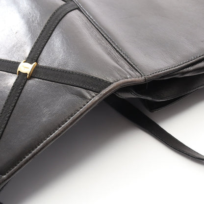 ヴァラ ショルダーバッグ レザー ブラック サルヴァトーレフェラガモ バッグ Salvatore Ferragamo