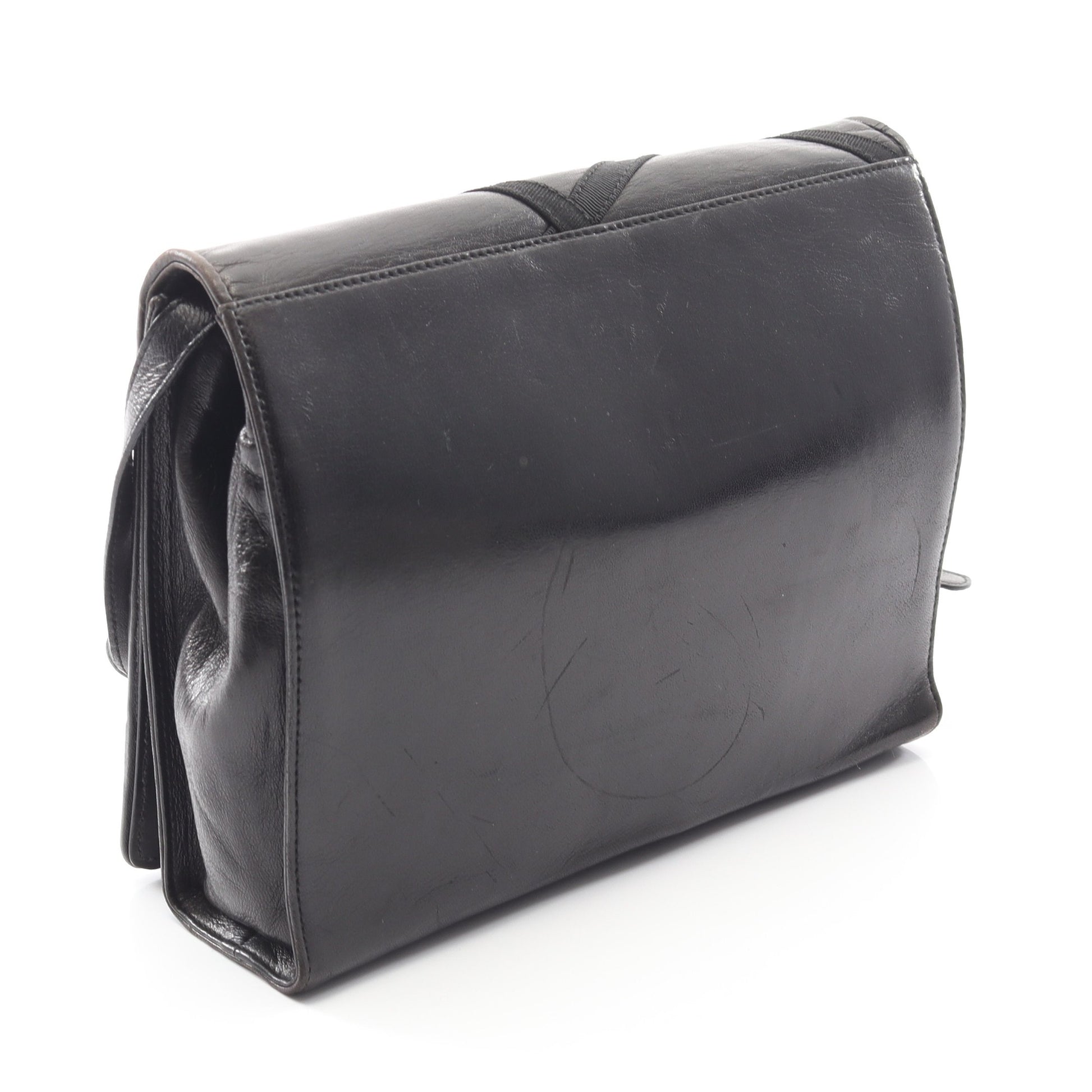 ヴァラ ショルダーバッグ レザー ブラック サルヴァトーレフェラガモ バッグ Salvatore Ferragamo