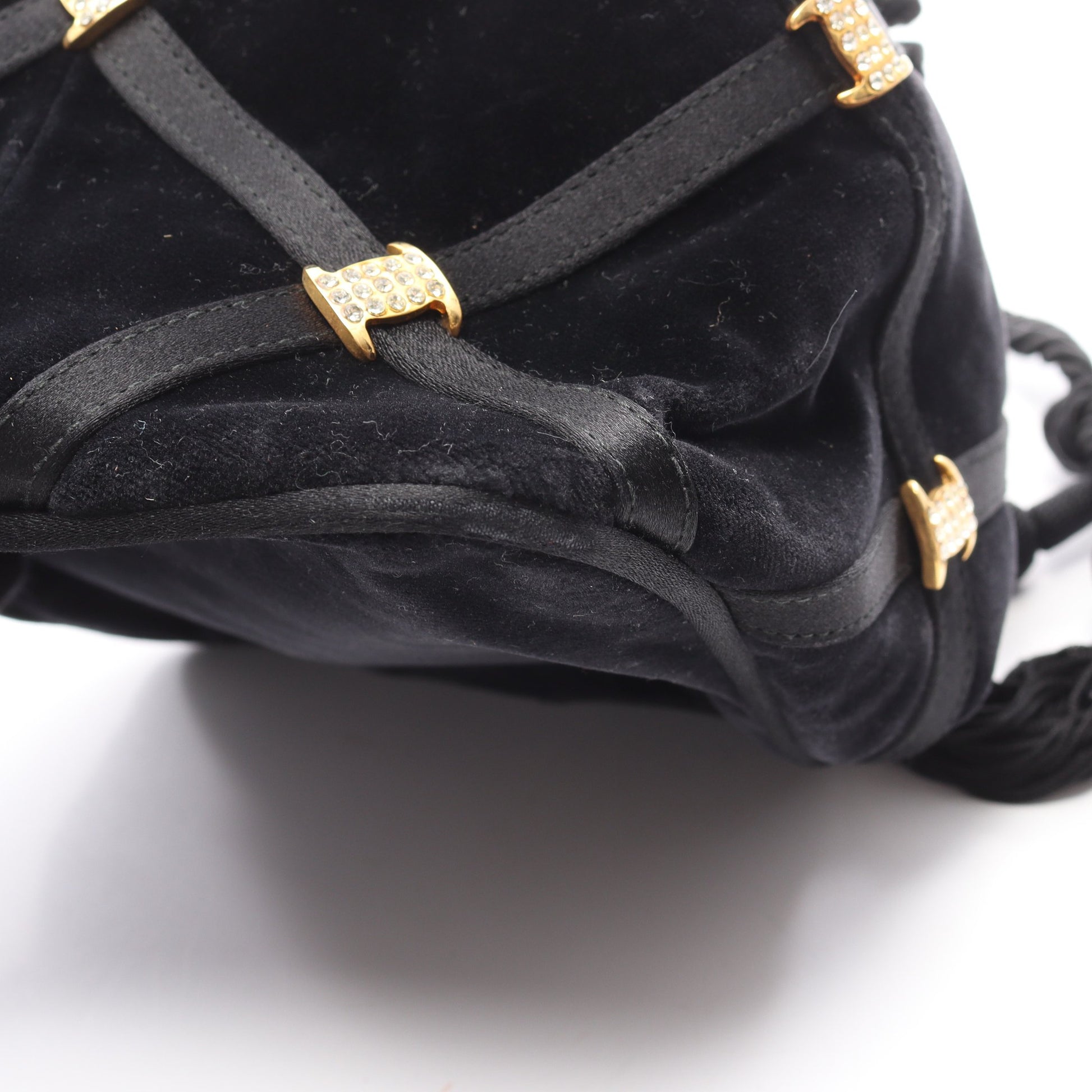 ヴァラ ショルダーバッグ ベロア ブラック 巾着 タッセル サルヴァトーレフェラガモ バッグ Salvatore Ferragamo