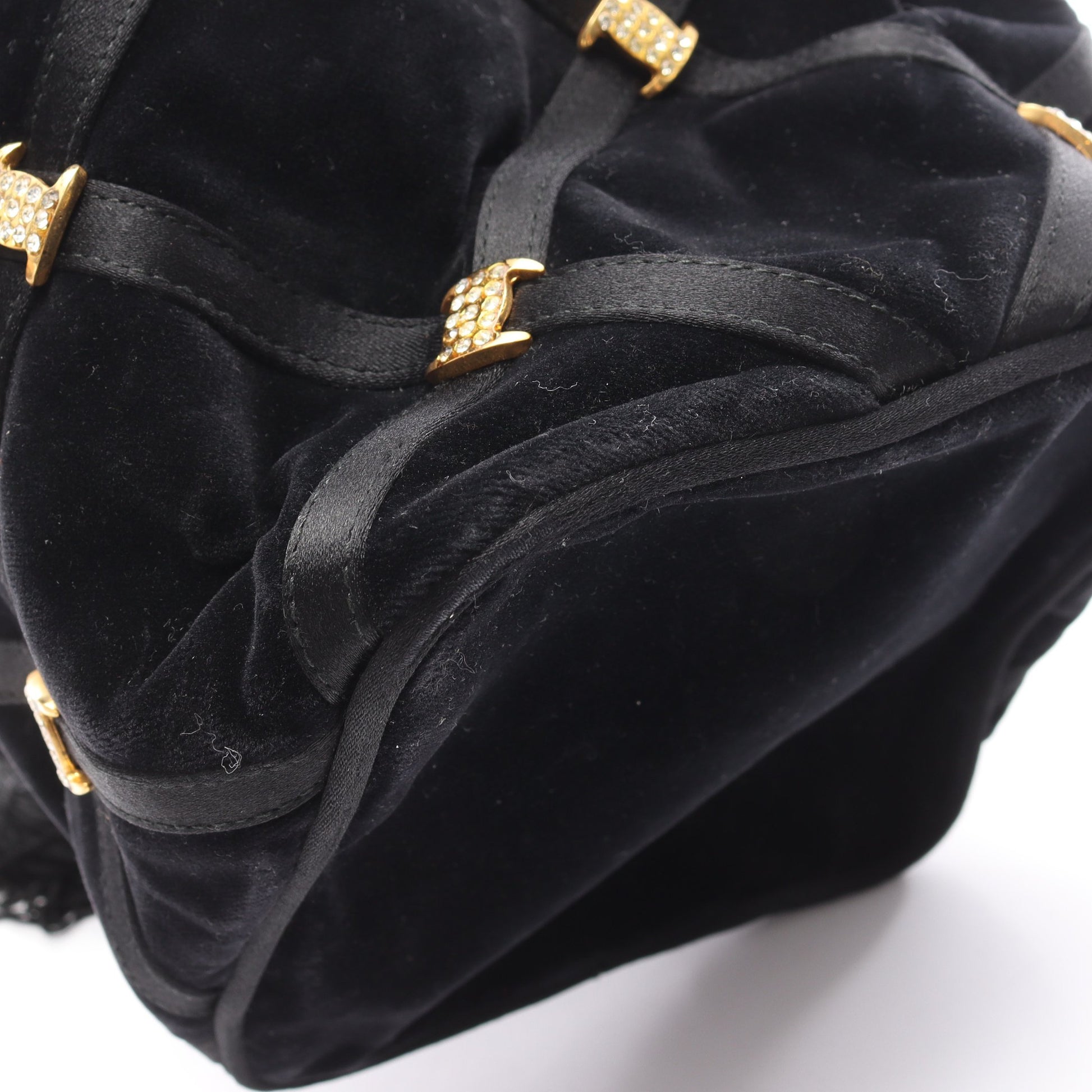 ヴァラ ショルダーバッグ ベロア ブラック 巾着 タッセル サルヴァトーレフェラガモ バッグ Salvatore Ferragamo