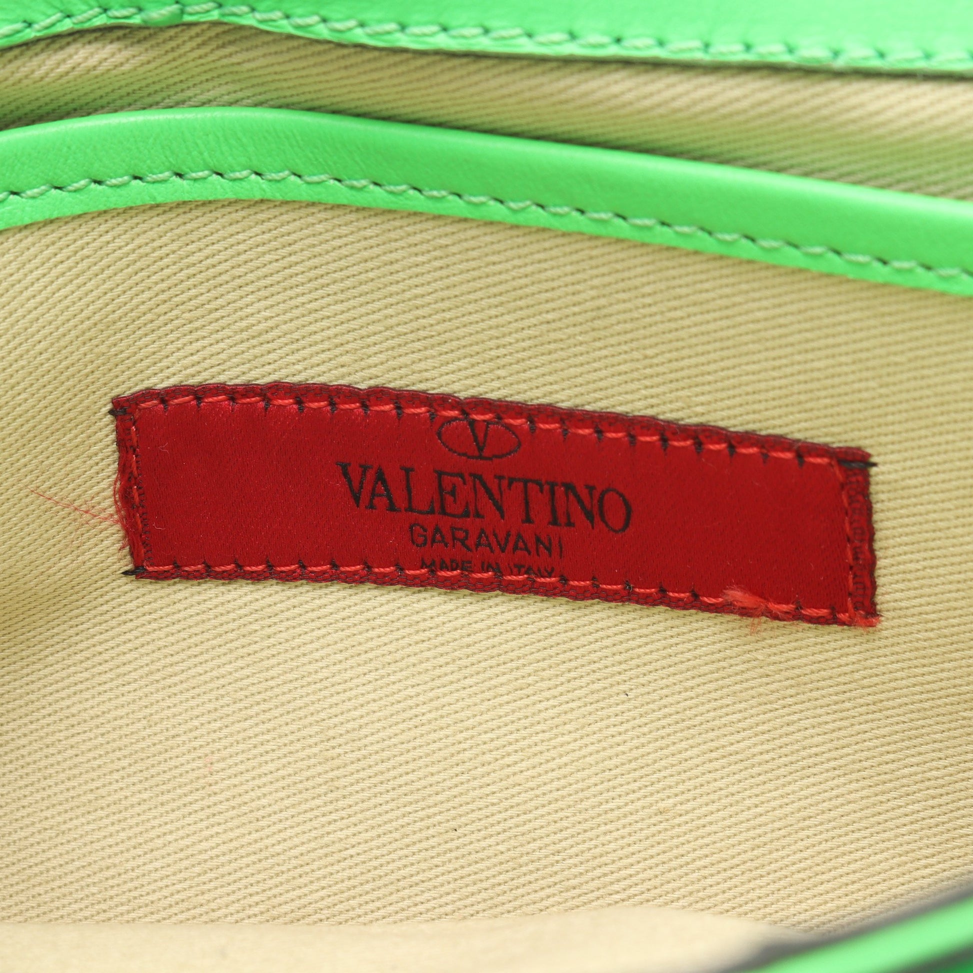 Va Va Voom チェーンショルダーバッグ レザー ライトグリーン ロックスタッズ ヴァレンティノガラヴァーニ バッグ VALENTINO GARAVANI
