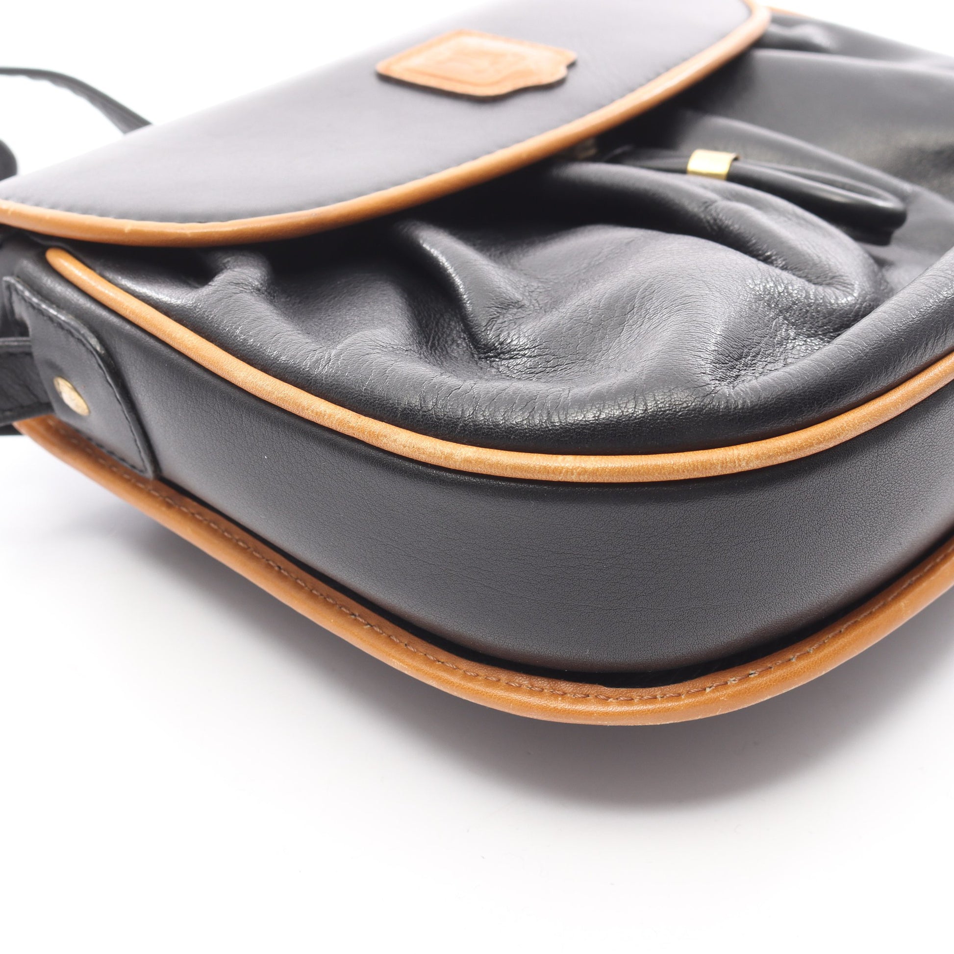 ショルダーバッグ レザー ブラック セリーヌ バッグ CELINE