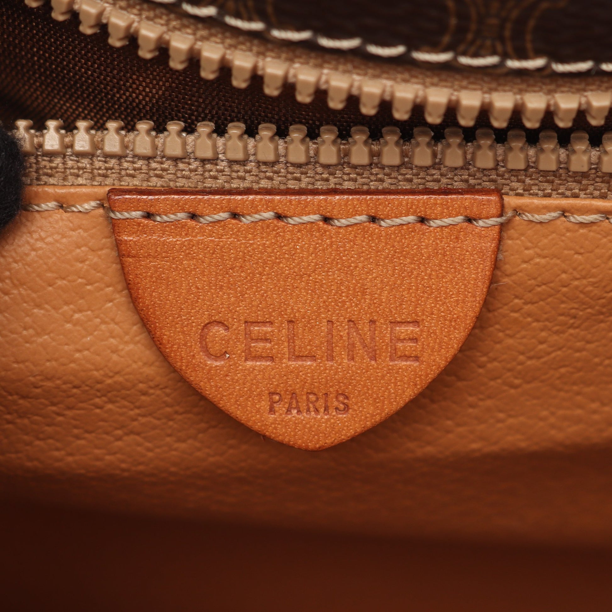 マカダム ショルダーバッグ PVC レザー ダークブラウン ライトブラウン セリーヌ バッグ CELINE