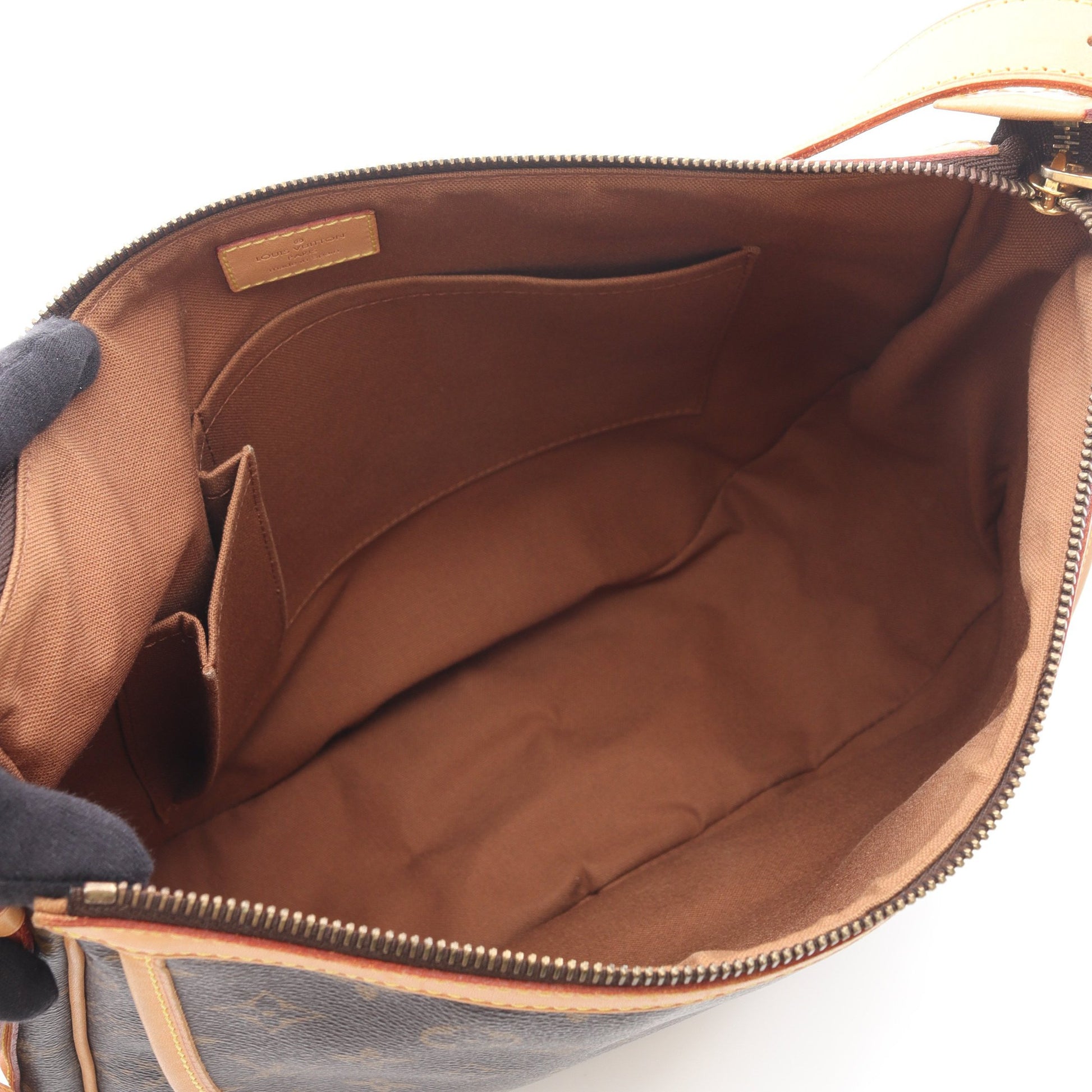 トゥラムGM モノグラム ショルダーバッグ PVC レザー ブラウン ルイヴィトン バッグ LOUIS VUITTON