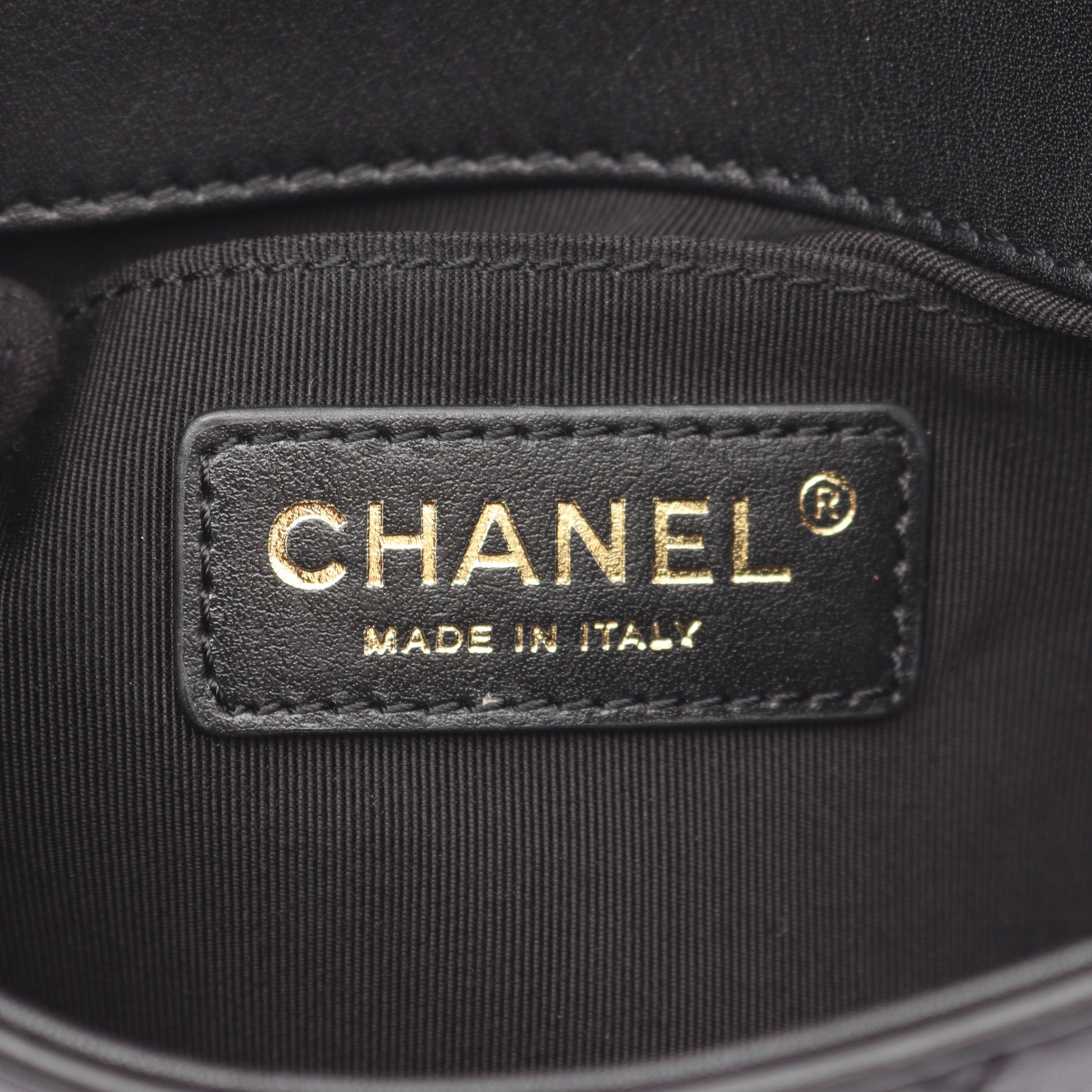 ミニマトラッセ チェーンショルダーバッグ レザー ブラック ゴールド金具 シャネル バッグ CHANEL