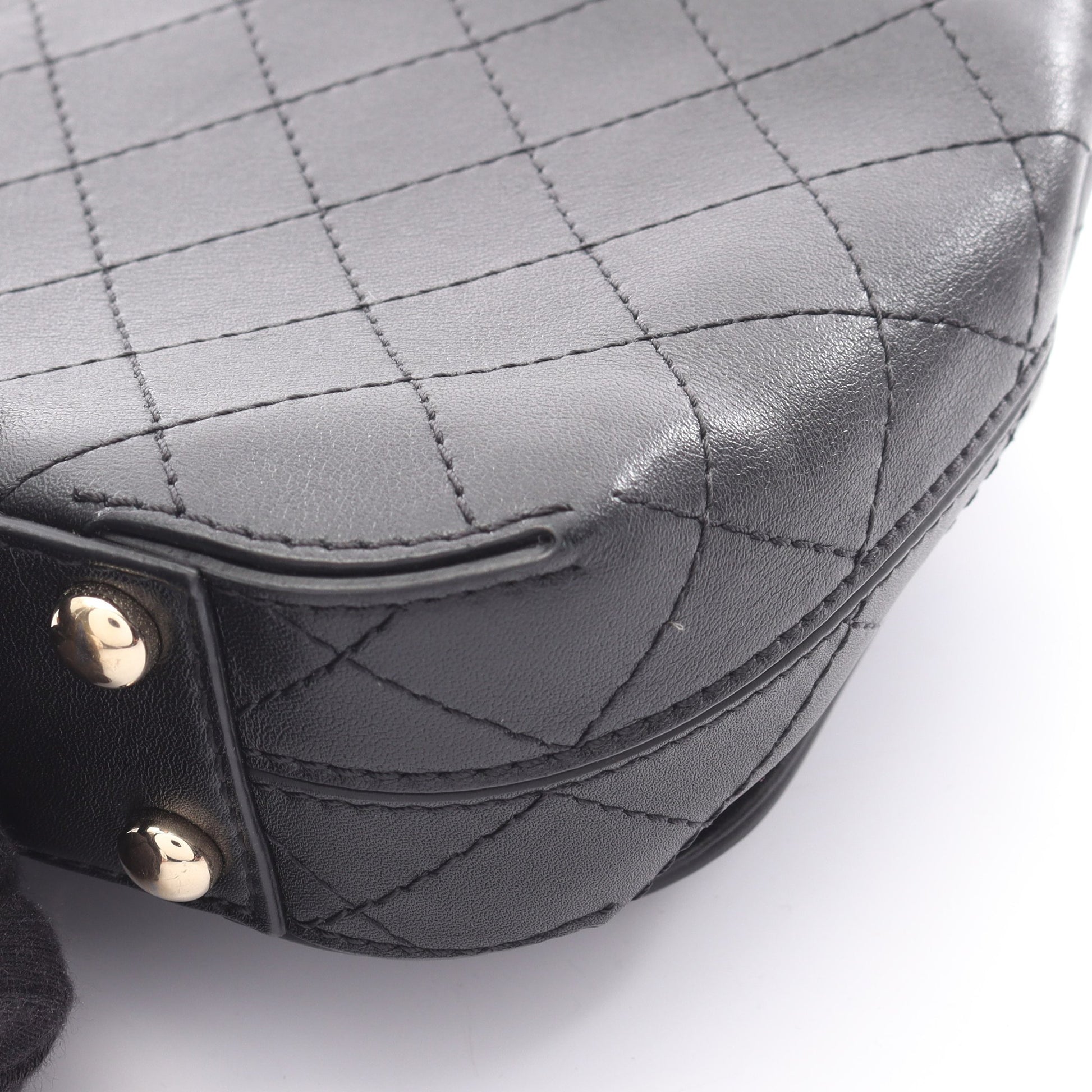 ミニマトラッセ チェーンショルダーバッグ レザー ブラック ゴールド金具 シャネル バッグ CHANEL