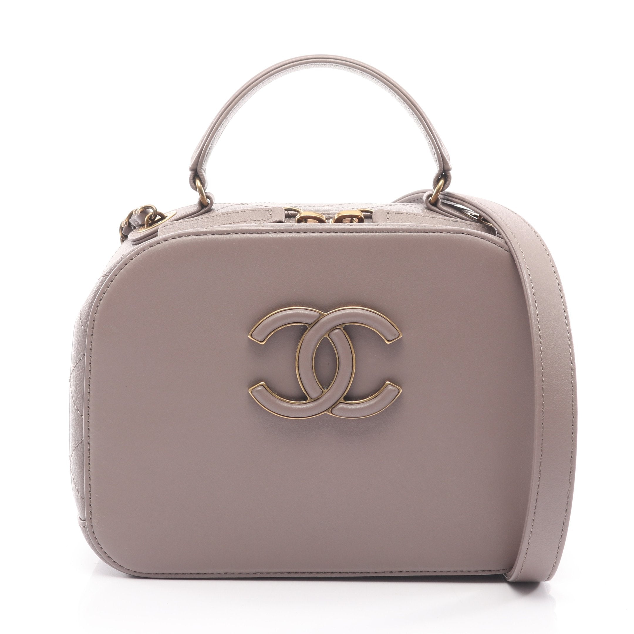 シャネル　キルティング ショルダーバッグ（グレー） ミニバッグ（プレゼント付き） CHANEL グレー レザー ショルダーバッグ
