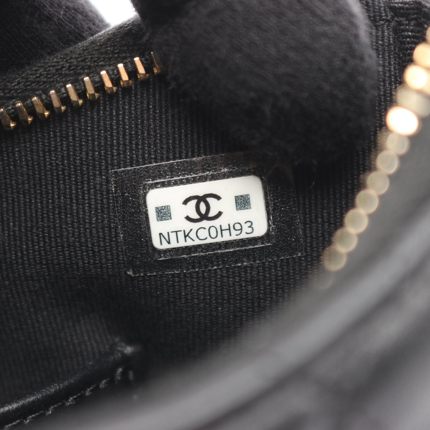 マトラッセ チェーンショルダーバッグ ハートチェーン レザー ブラック ゴールド金具 シャネル バッグ CHANEL