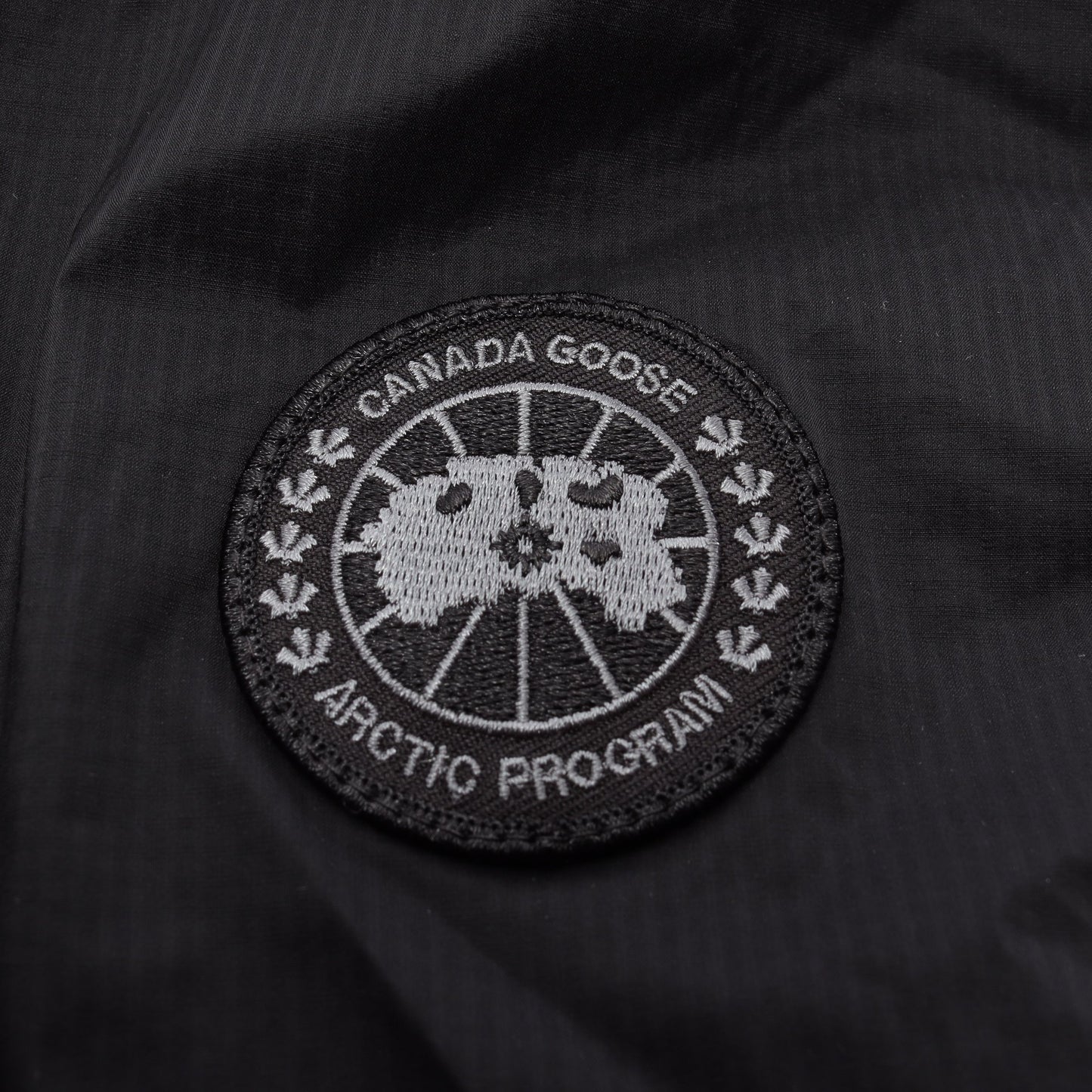 LODGE HOODY BLACK LABEL ロッジ フーディ ダウンジャケット ナイロン ブラック フード付き カナダグース アウター CANADA GOOSE