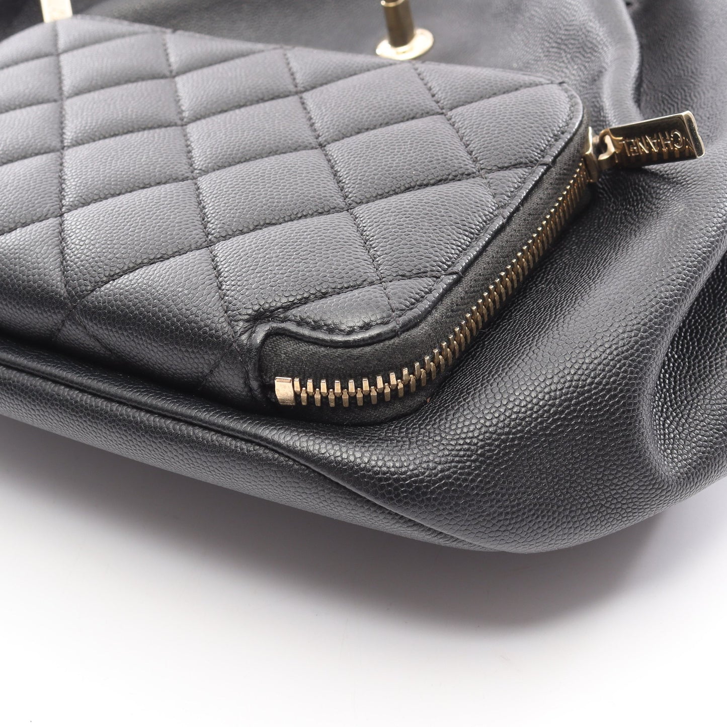 マトラッセ バックパック ミニリュック キャビアスキン ブラック ゴールド金具 シャネル バッグ CHANEL