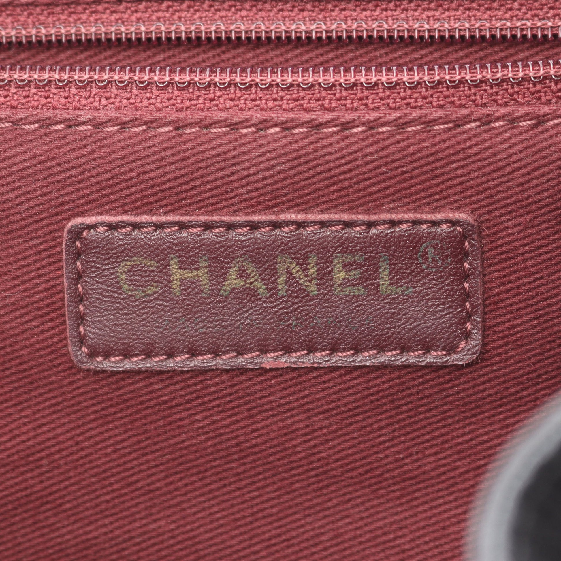 マトラッセ バックパック ミニリュック キャビアスキン ブラック ゴールド金具 シャネル バッグ CHANEL