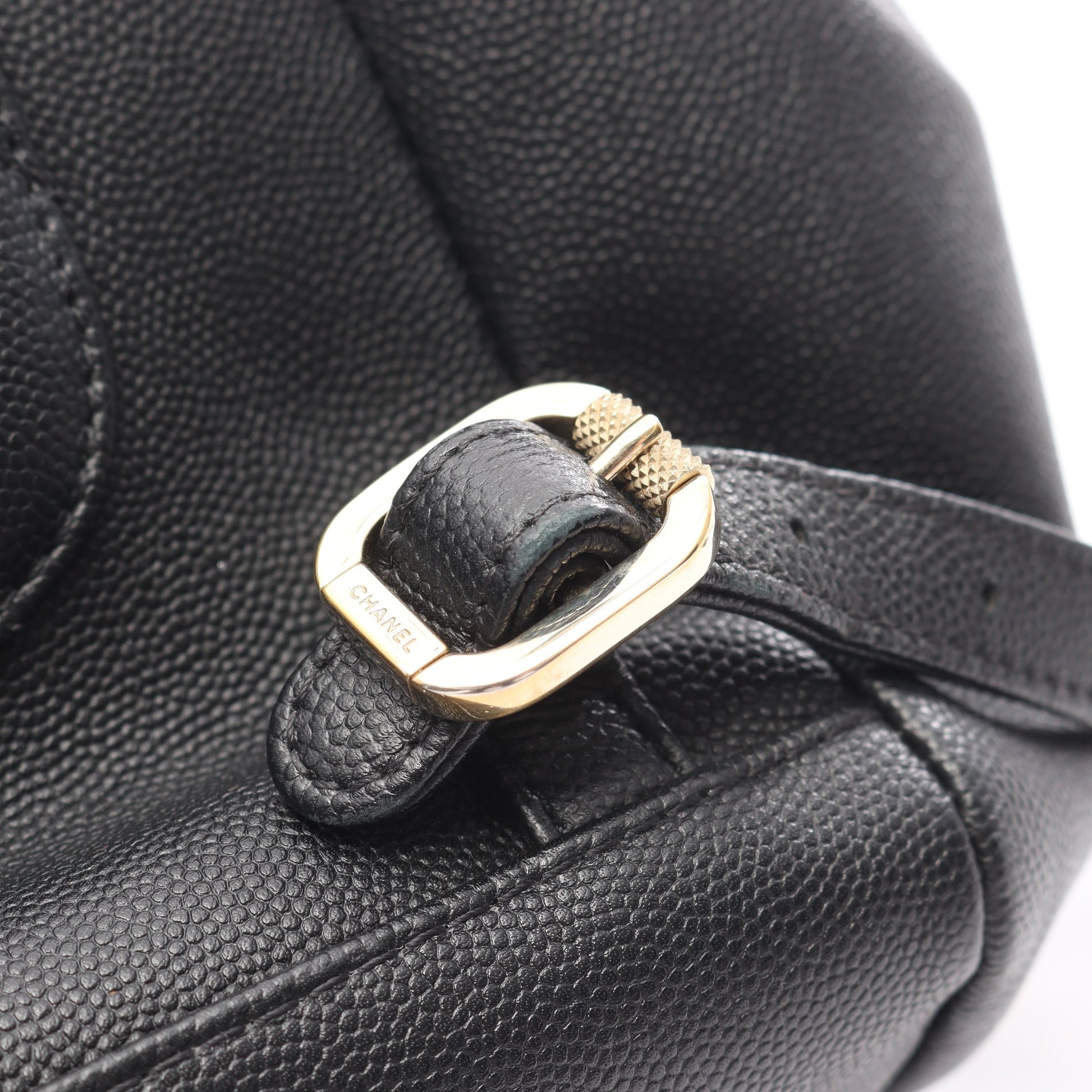 マトラッセ バックパック ミニリュック キャビアスキン ブラック ゴールド金具 シャネル バッグ CHANEL