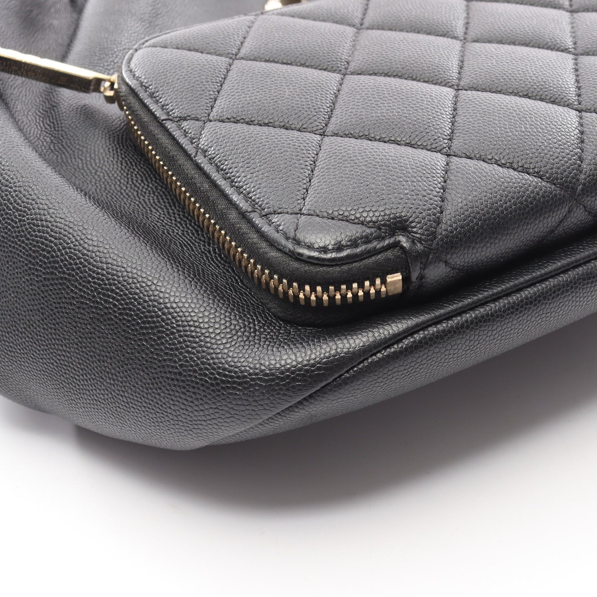 マトラッセ バックパック ミニリュック キャビアスキン ブラック ゴールド金具 シャネル バッグ CHANEL