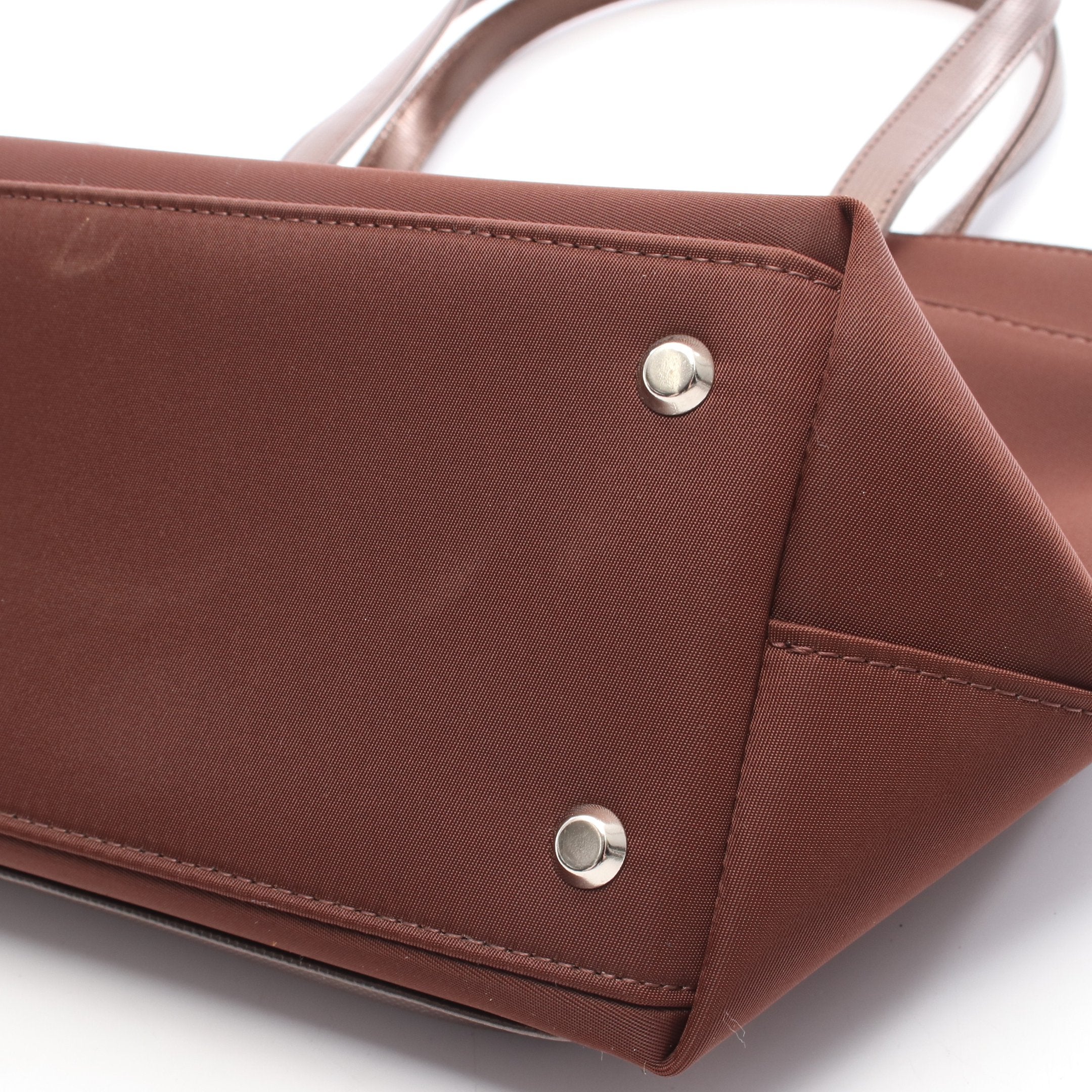 GIVENCHYレザーハンドバッグ(ダークブラウン) ハンドバッグ ナイロン レザー ブラウン ジバンシィ – RECLO