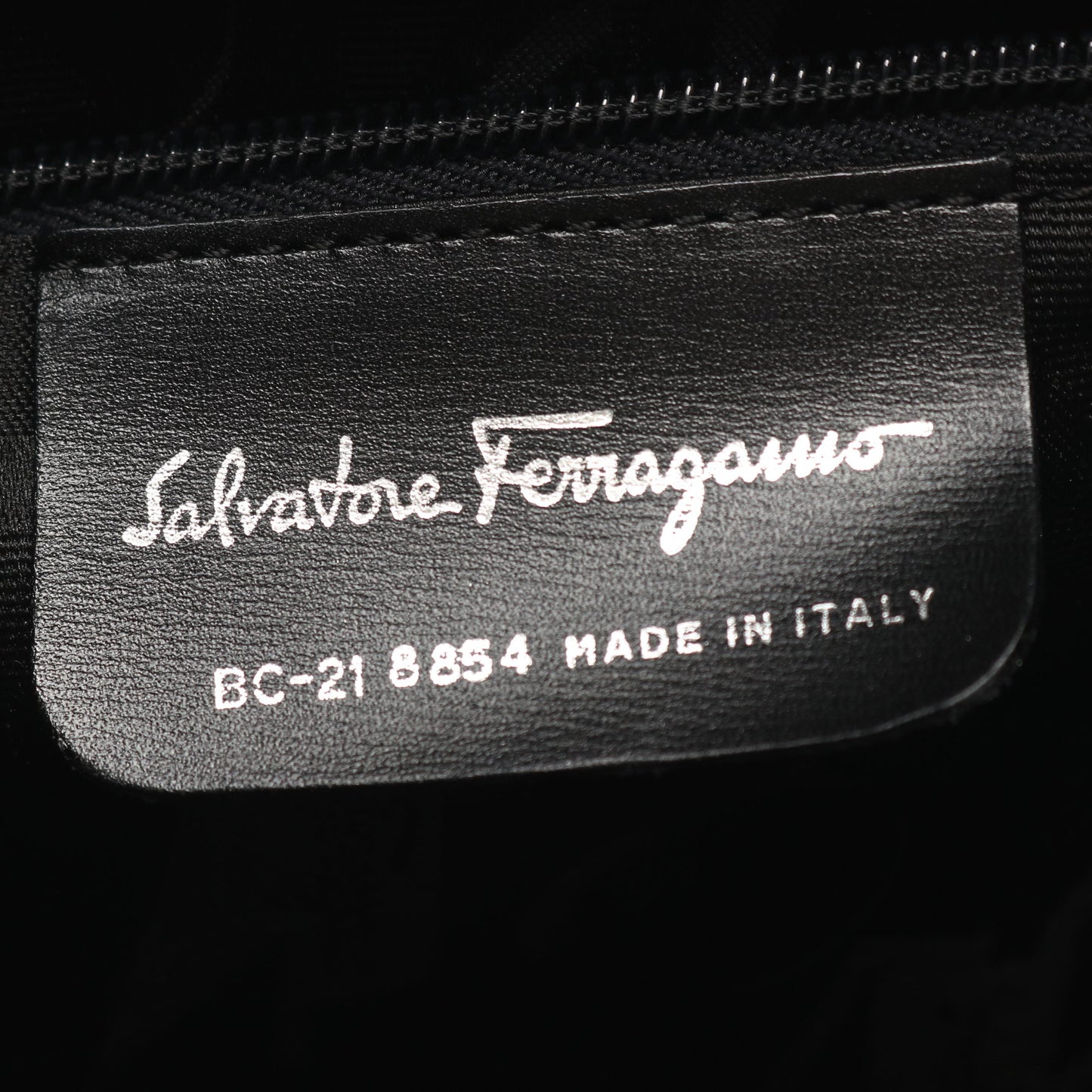 ヴァラ ハンドバッグ エナメルレザー ブラック 2WAY サルヴァトーレフェラガモ バッグ Salvatore Ferragamo