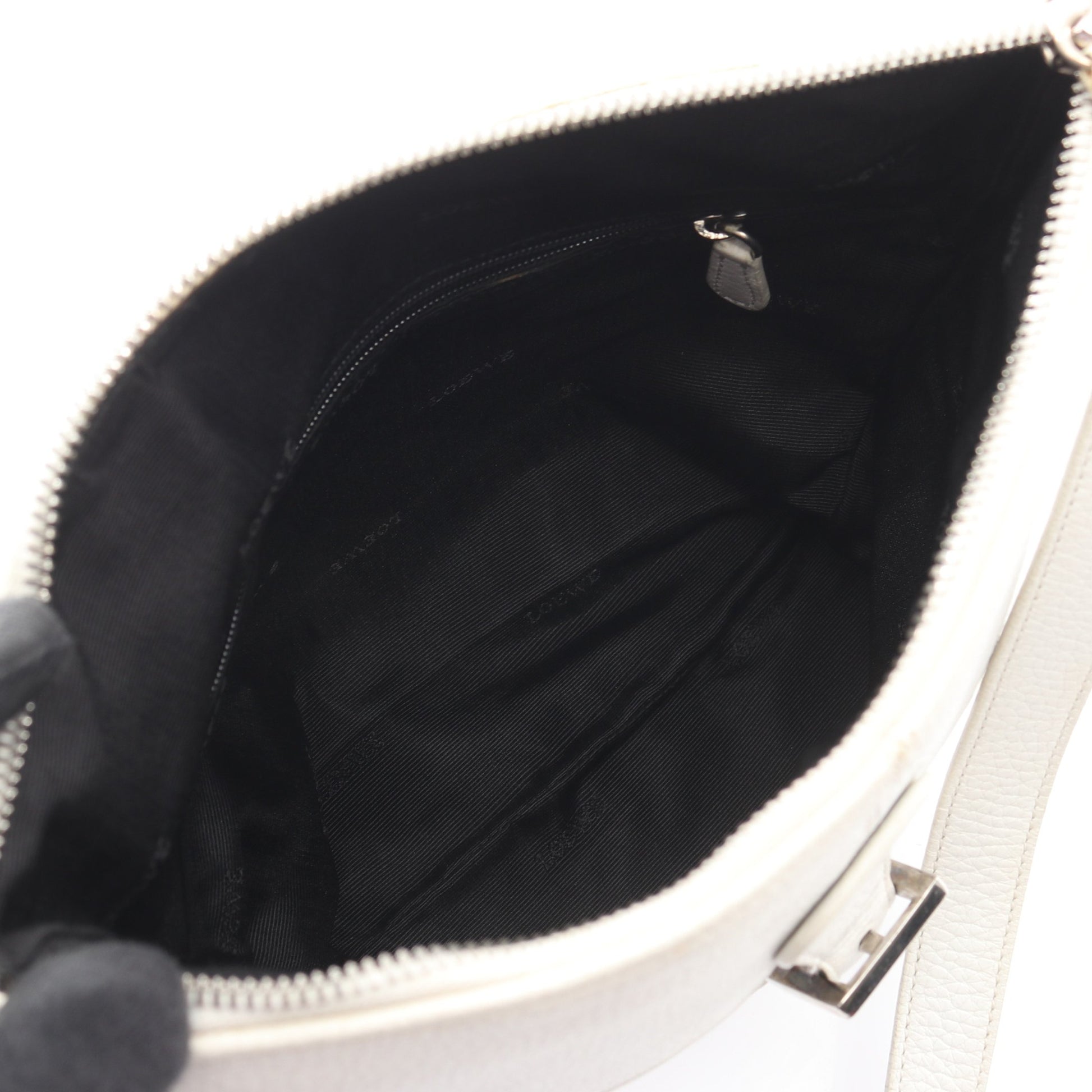 サコッシュ ショルダーバッグ レザー ホワイト ロエベ バッグ LOEWE
