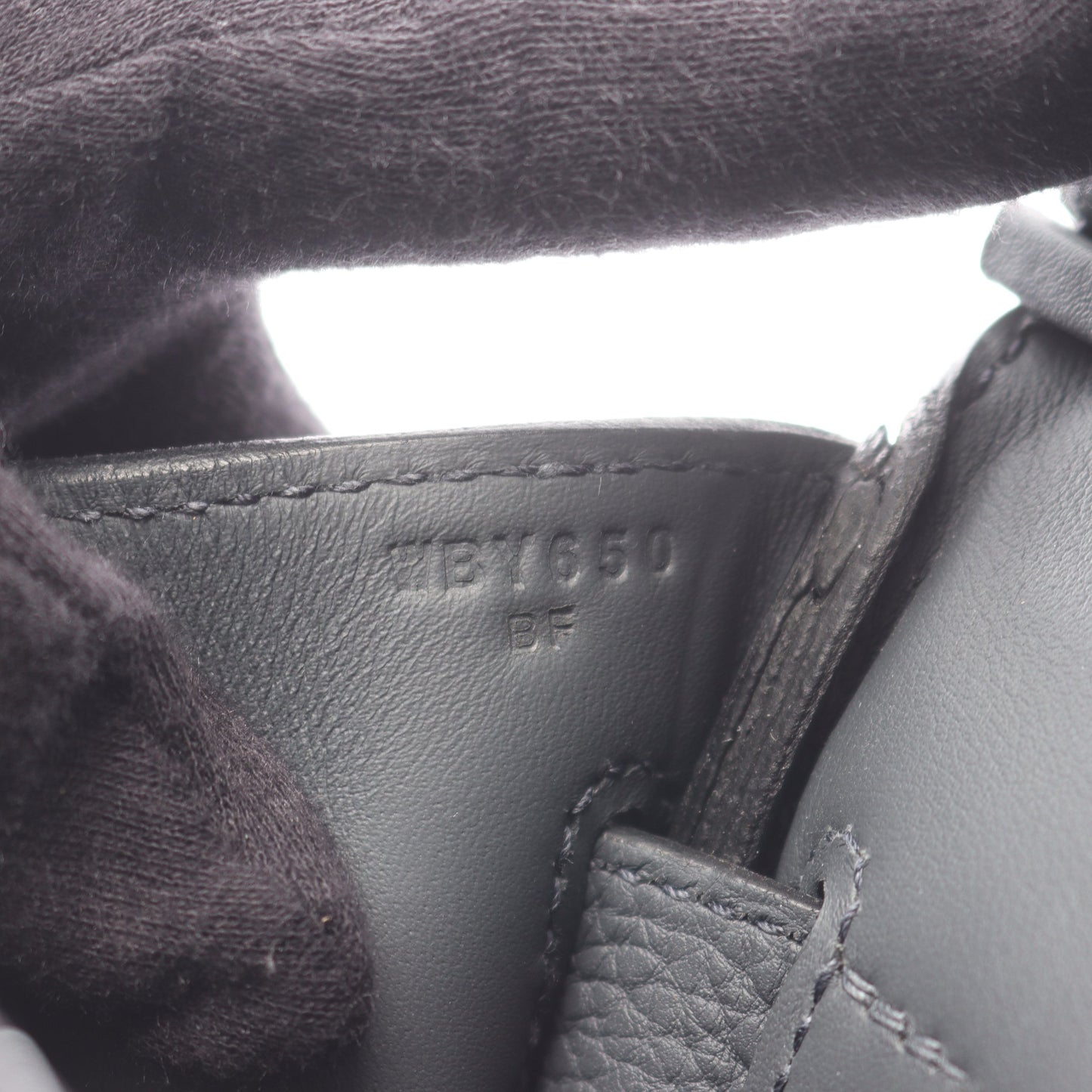 ケリーアッカドPM グリミスティ ボディバッグ トゴ ダークグレー シルバー金具 W刻印 エルメス バッグ HERMES