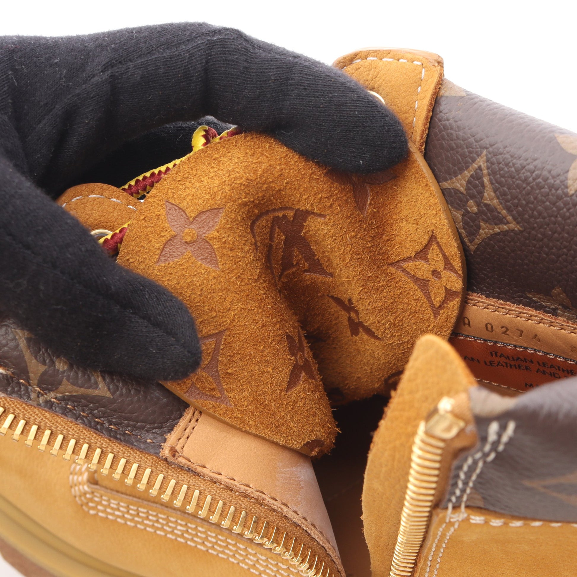 LOUIS VUITTON × Timberland モノグラム ブーツ ヌバック レザー イエローブラウン ルイヴィトン シューズ LOUIS VUITTON