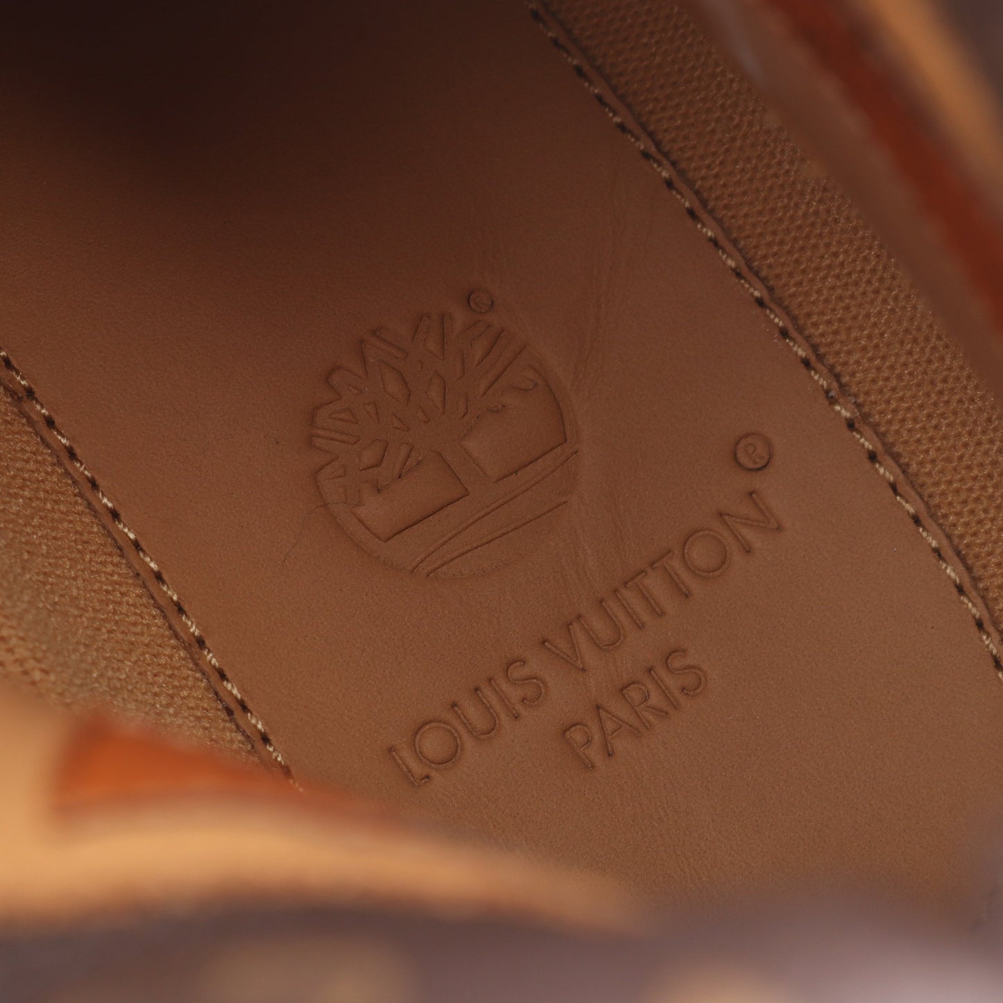LOUIS VUITTON × Timberland モノグラム ブーツ ヌバック レザー イエローブラウン ルイヴィトン シューズ LOUIS VUITTON