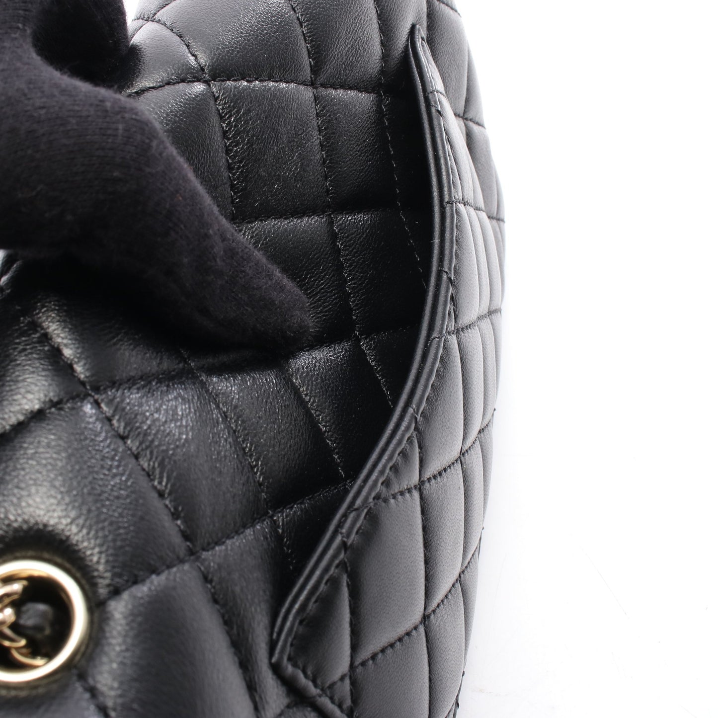 マトラッセ ミニ フラップバッグ チェーンショルダーバッグ ラムスキン ブラック ゴールド金具 シャネル バッグ CHANEL