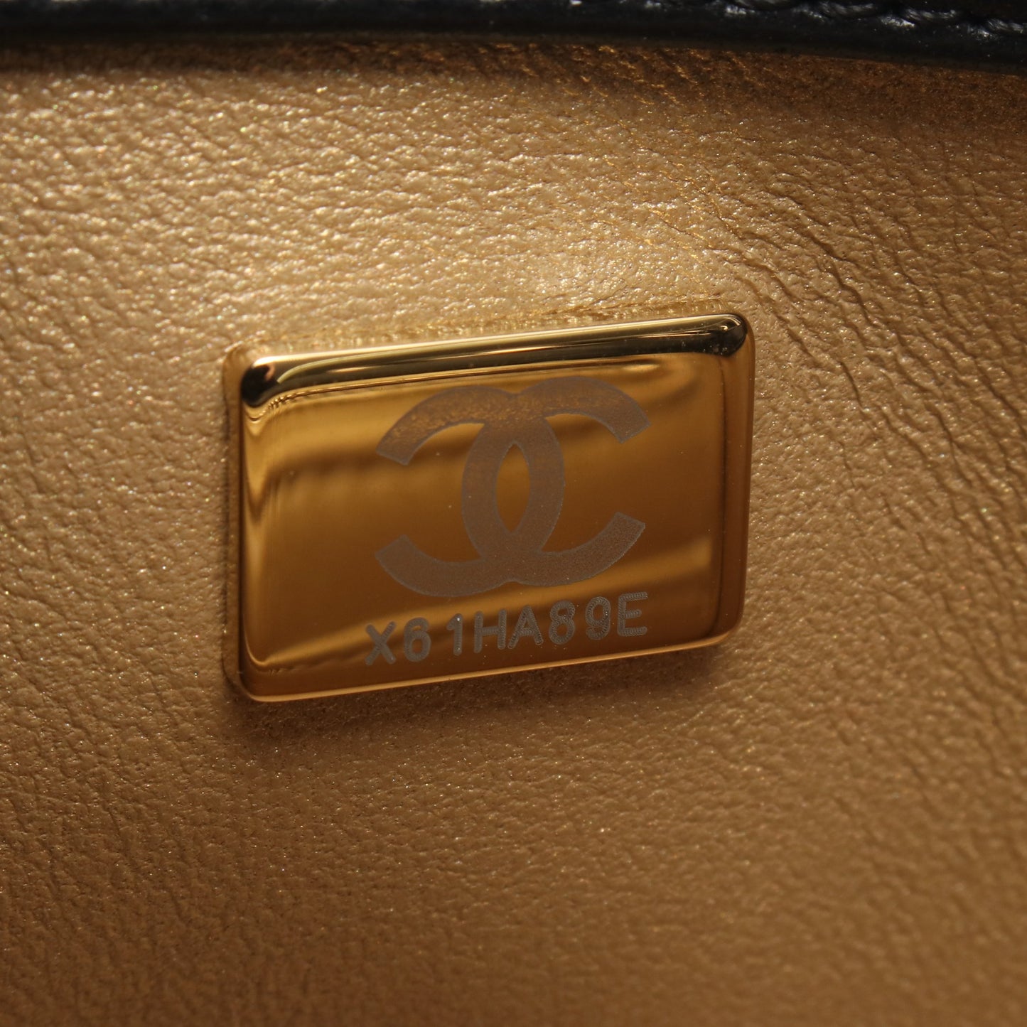 マトラッセ ミニ フラップバッグ チェーンショルダーバッグ ラムスキン ブラック ゴールド金具 シャネル バッグ CHANEL