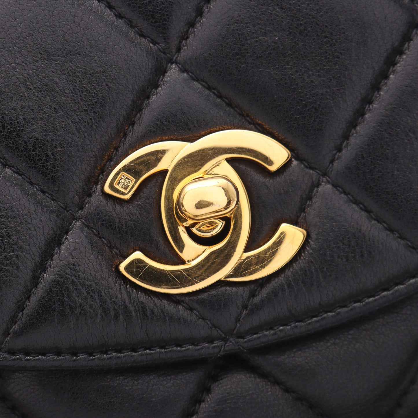 マトラッセ バックパック リュックサック ラムスキン ブラック ゴールド金具 シャネル