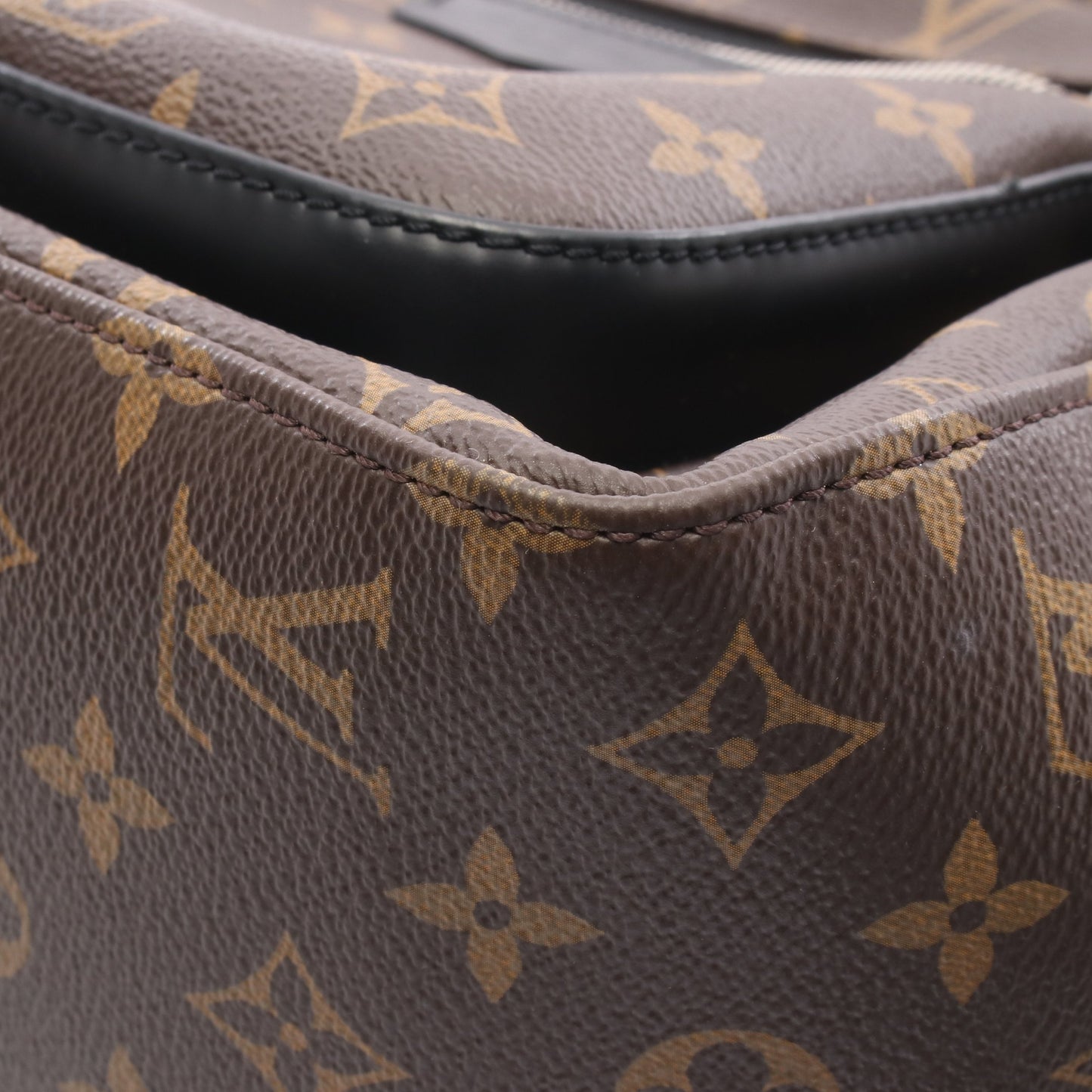 ジョッシュ モノグラムマカサー バックパック リュックサック PVC レザー ブラウン ブラック ルイヴィトン バッグ LOUIS VUITTON