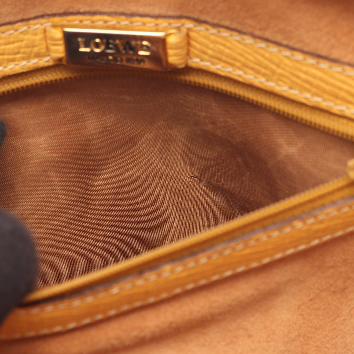 ショルダーバッグ トートバッグ レザー イエロー ロエベ バッグ LOEWE