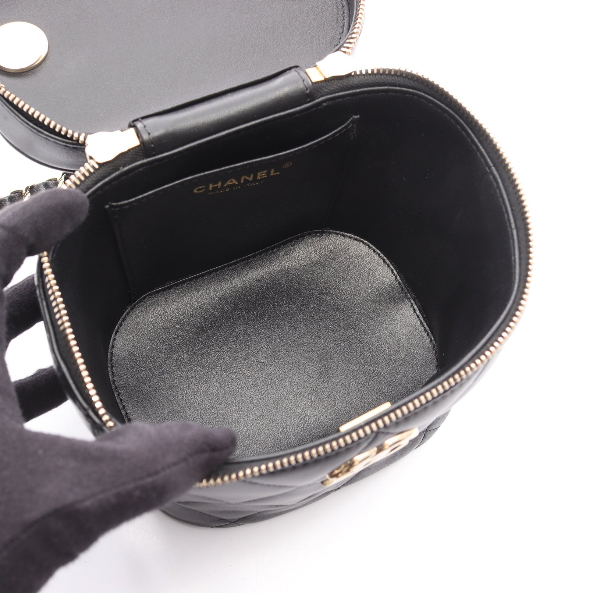 トレンディCC バニティバッグ チェーンショルダーバッグ ラムスキン ブラック ゴールド金具 シャネル バッグ CHANEL