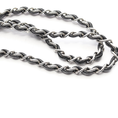 マトラッセ Wフラップ Wチェーンショルダーバッグ キャビアスキン ブラック シルバー金具 シャネル