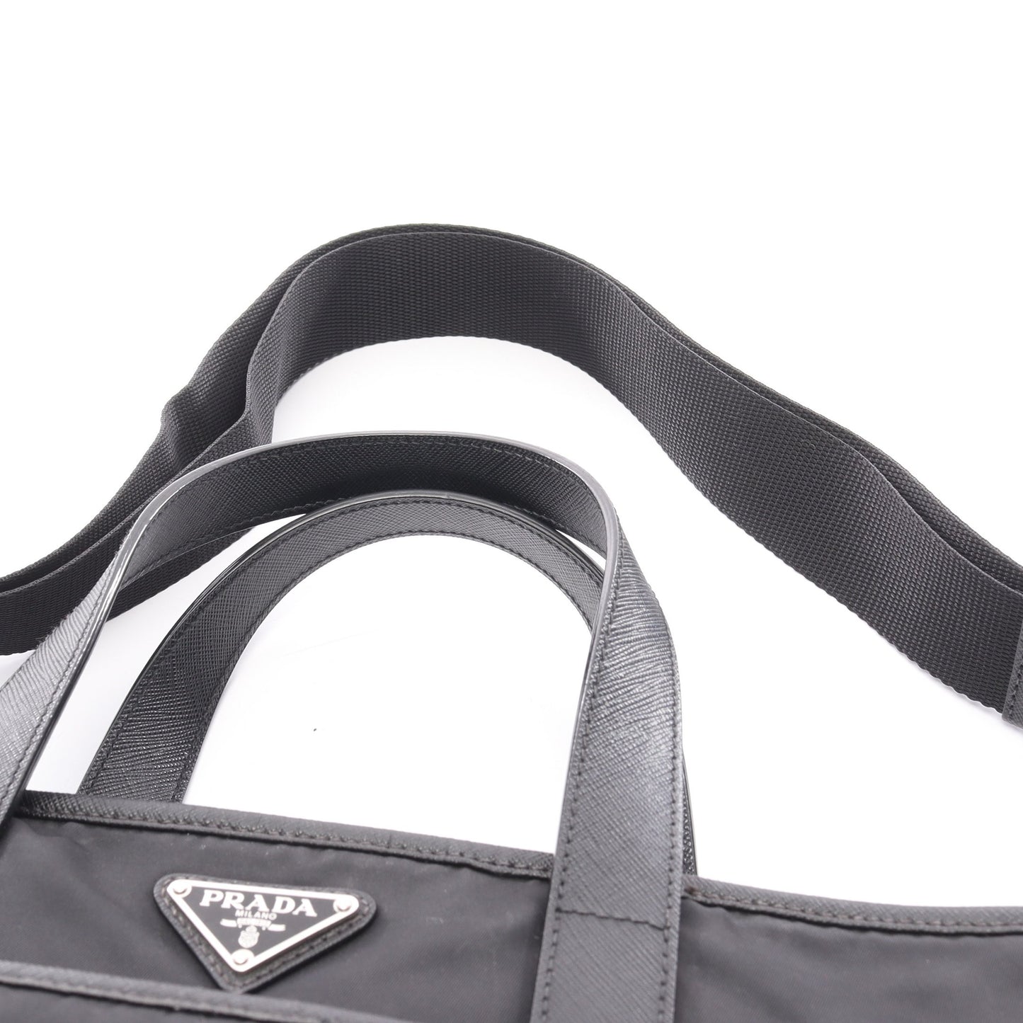 ハンドバッグ ナイロン サフィアーノレザー ブラック 三角プレート 2WAY プラダ バッグ PRADA