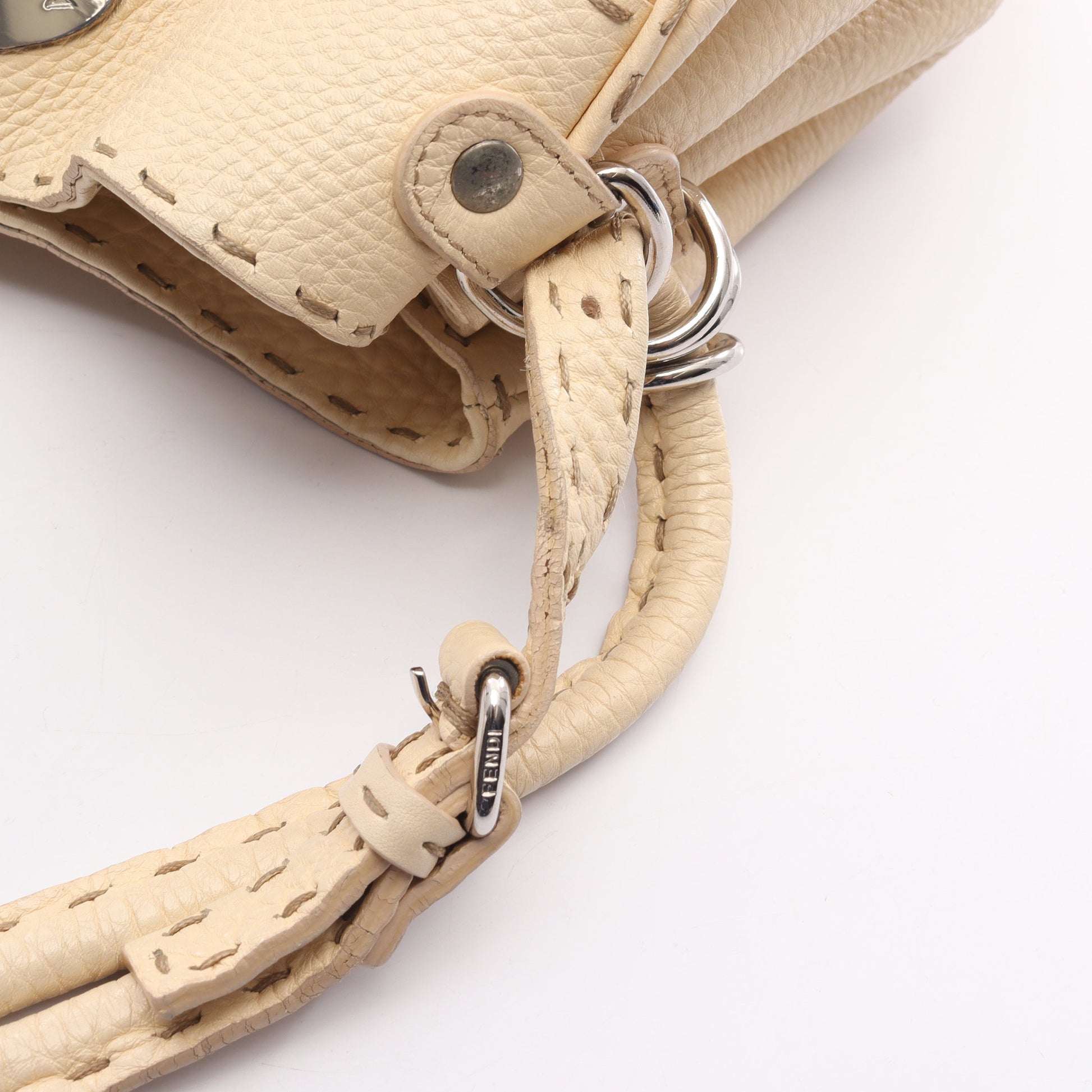 セレリア ハンドバッグ レザー ライトベージュ フェンディ バッグ FENDI