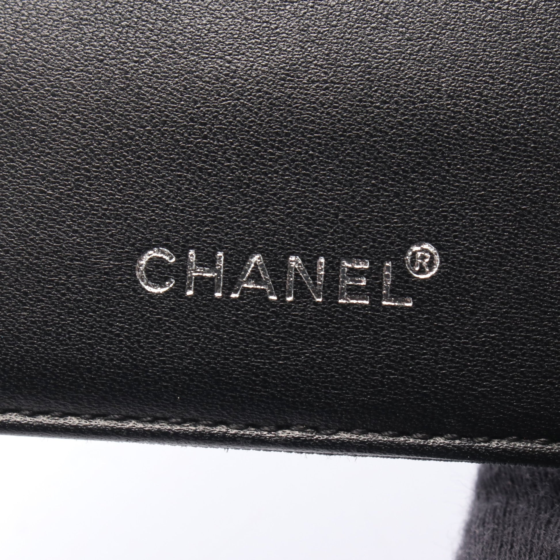ニュートラベルライン 二つ折り財布 ナイロンキャンバス レザー ブラック シャネル 財布・小物 CHANEL