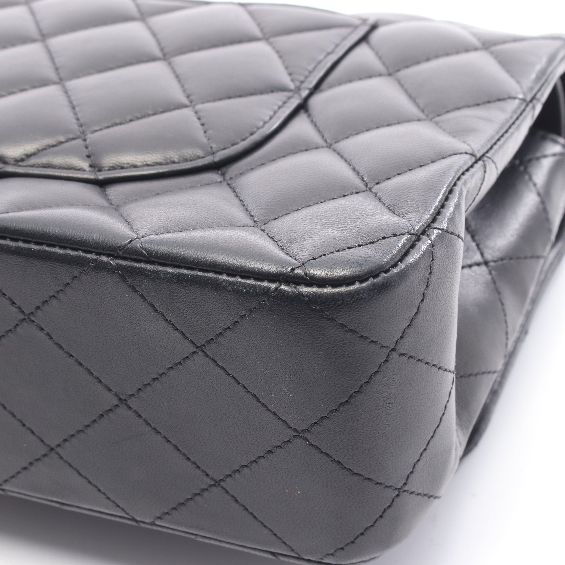 マトラッセ Wフラップ Wチェーンショルダーバッグ ラムスキン ブラック ゴールド金具 シャネル バッグ CHANEL