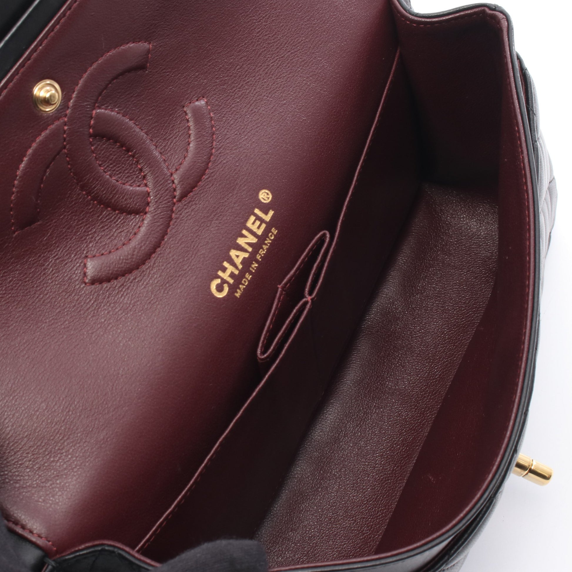 マトラッセ Wフラップ Wチェーンショルダーバッグ ラムスキン ブラック ゴールド金具 シャネル バッグ CHANEL
