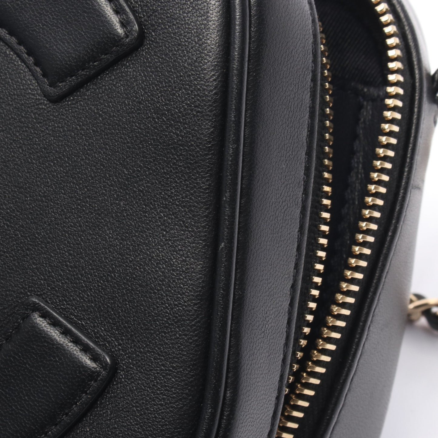 ココマーク チェーンショルダーバッグ レザー ブラック ゴールド金具 シャネル バッグ CHANEL