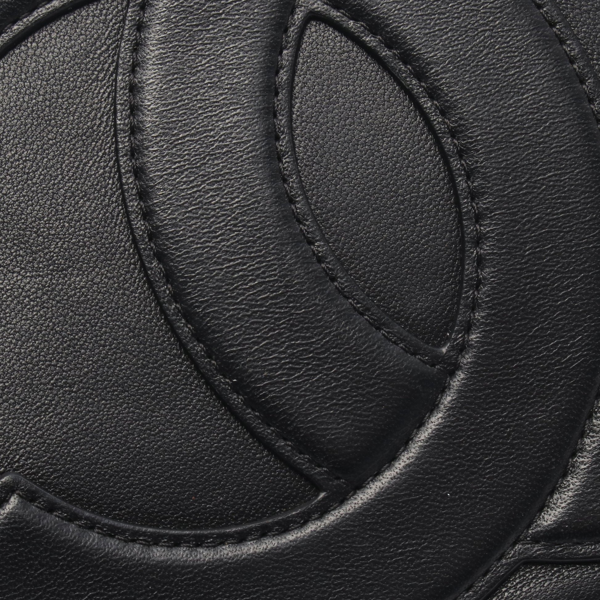 ココマーク チェーンショルダーバッグ レザー ブラック ゴールド金具 シャネル バッグ CHANEL