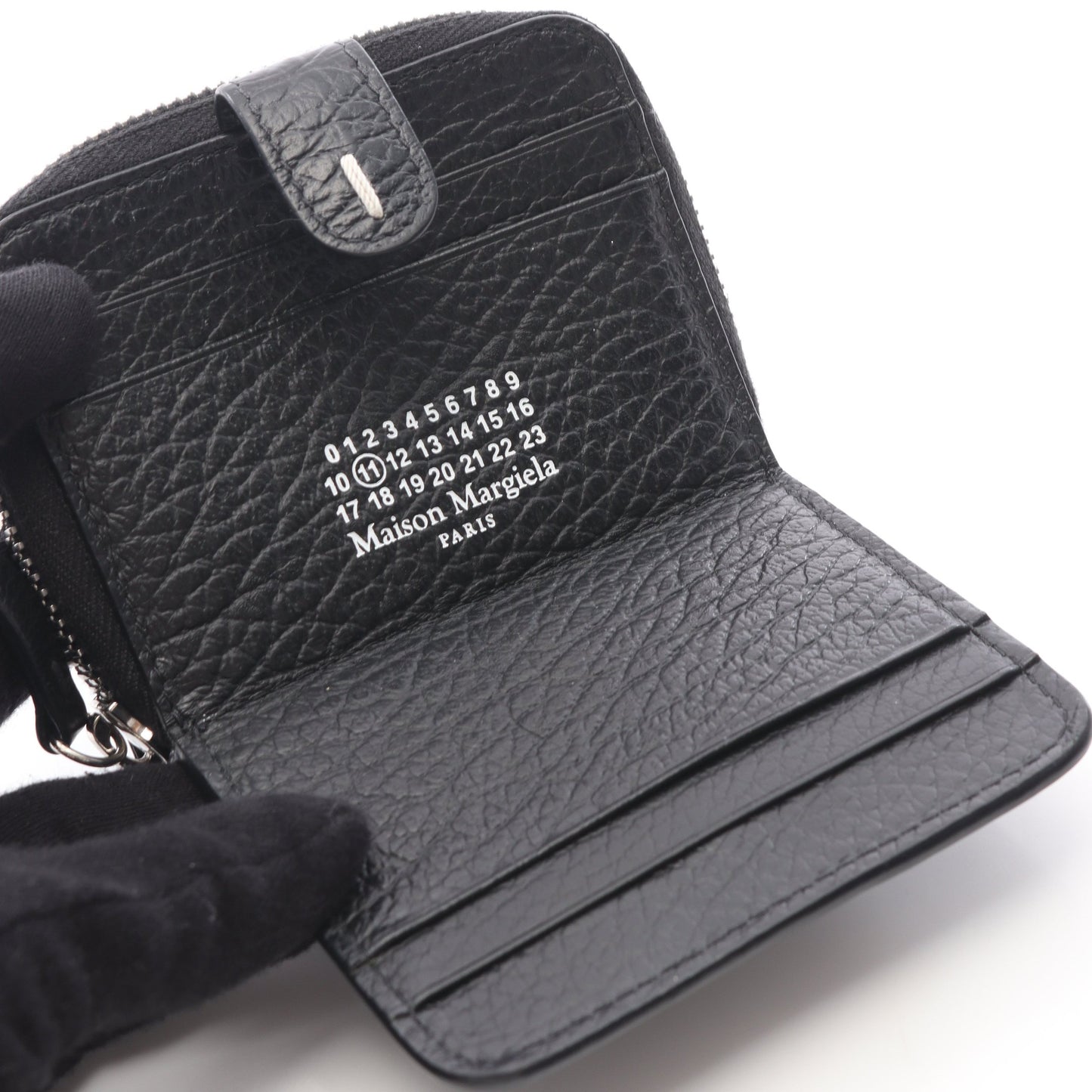ラウンドファスナー財布 レザー ブラック メゾンマルジェラ11 財布・小物 Maison Margiela 11