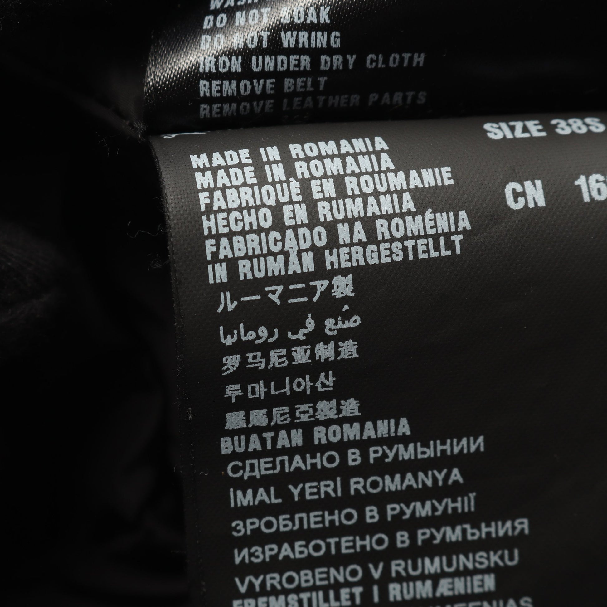 ダウンコート ナイロン ネイビー プラダ アウター PRADA