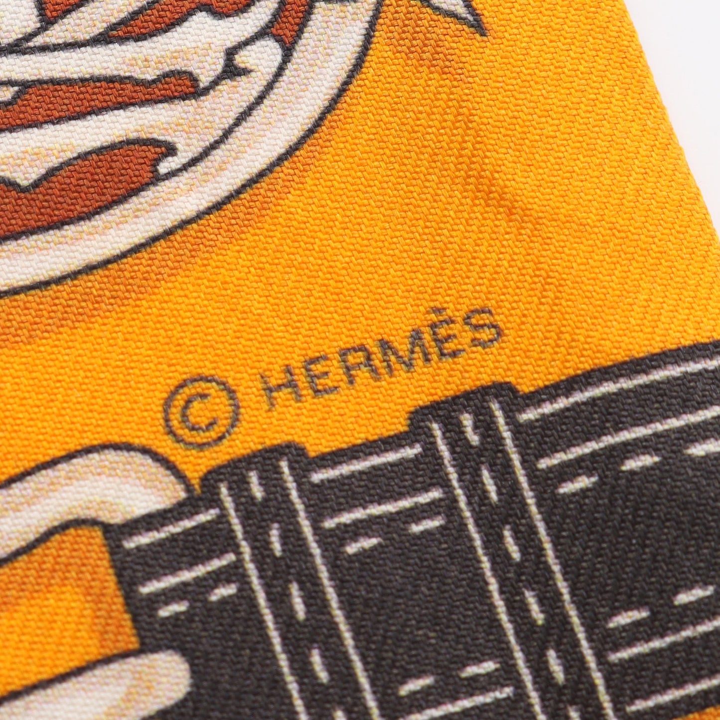 ツイリー HARNAIS DES PRESIDENTS リボン スカーフ シルク オレンジイエロー マルチカラー エルメス 財布・小物 HERMES