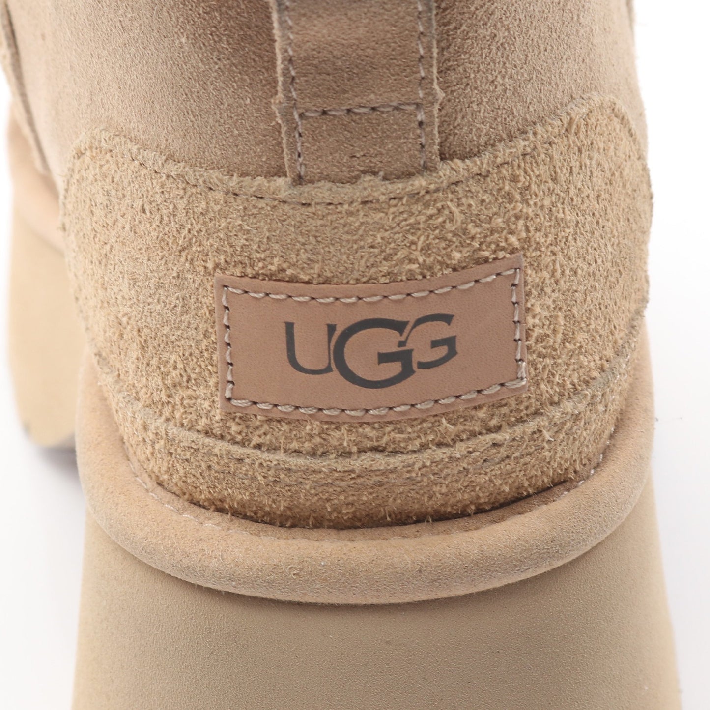 Classic New Heights Lace Up ムートンブーツ スエード ムートン ベージュ アグオーストラリア シューズ UGG australia