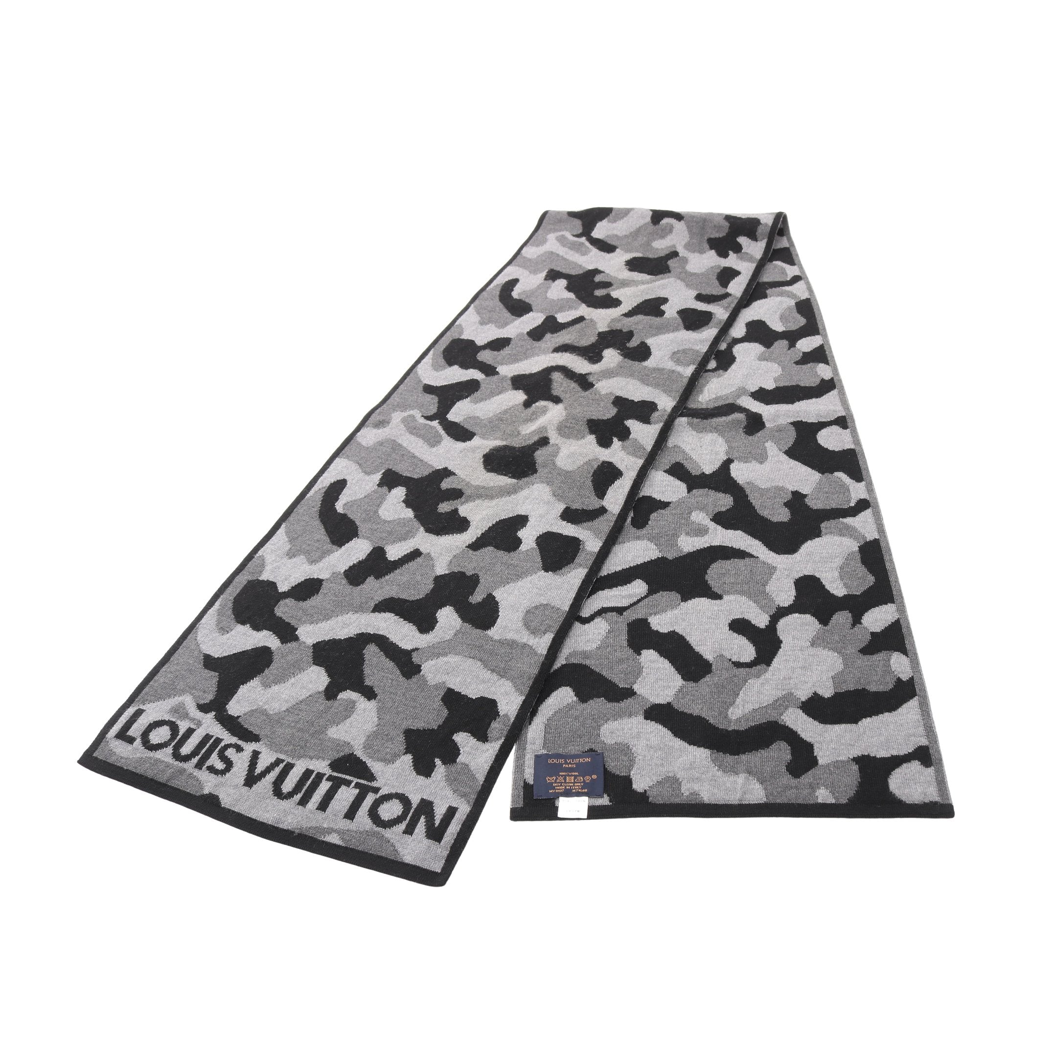 美品　LOUIS VUITTON グレー マフラー　ルイヴィトン　ルイビトン LOUIS VUITTON グレー マフラー ウール LOUIS VUITTON ルイ・ヴィトン