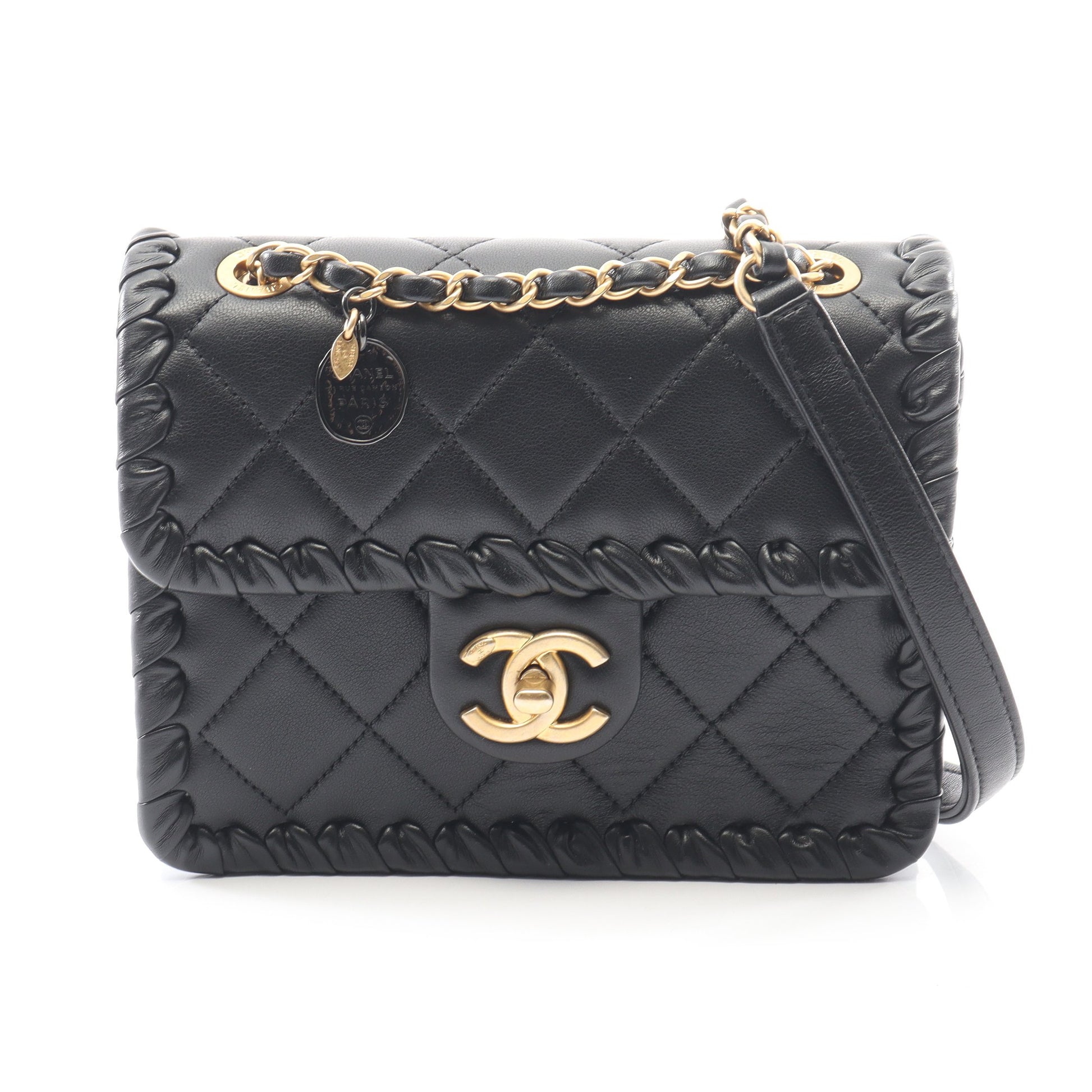 マトラッセ チェーンショルダーバッグ ラムスキン ブラック ゴールド金具 シャネル バッグ CHANEL
