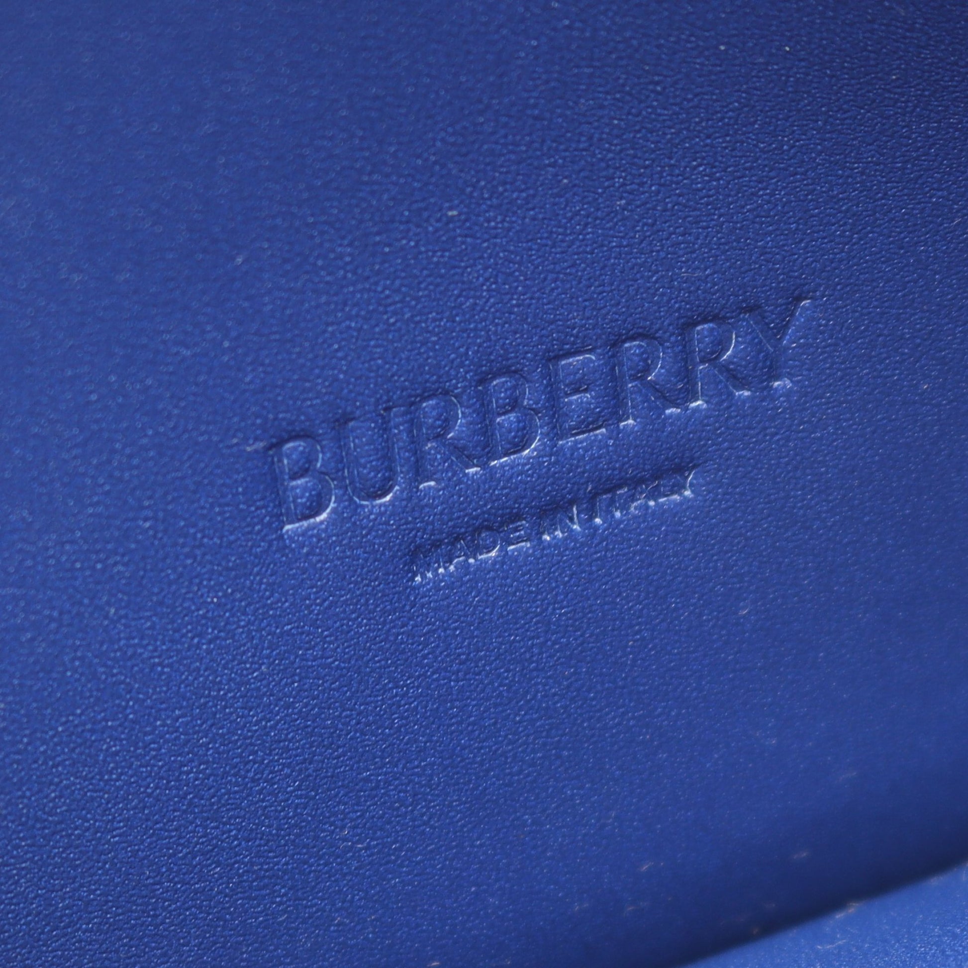 カードケース コインケース レザー ブルー チェーンストラップ付き バーバリー 財布・小物 BURBERRY