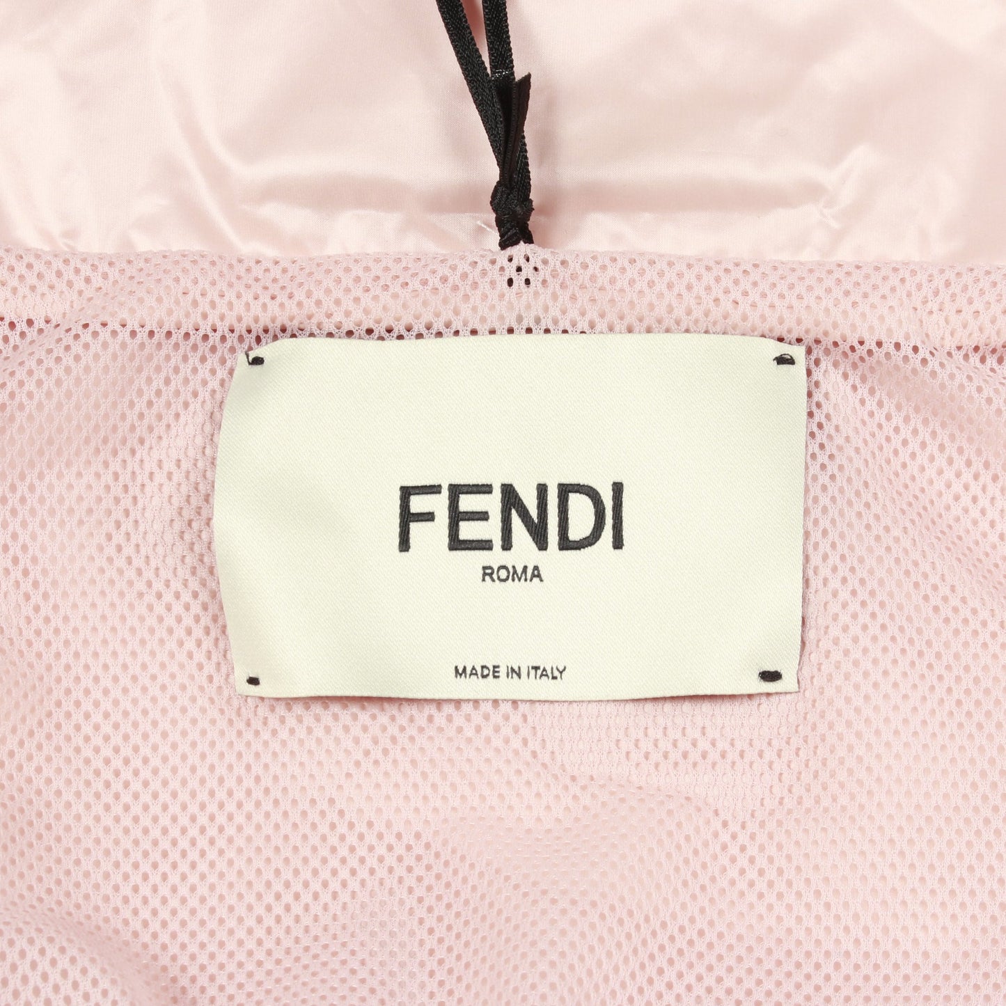 ジャケット マウンテンパーカー ロゴ ナイロン ライトピンク パッカブル フェンディ アウター FENDI