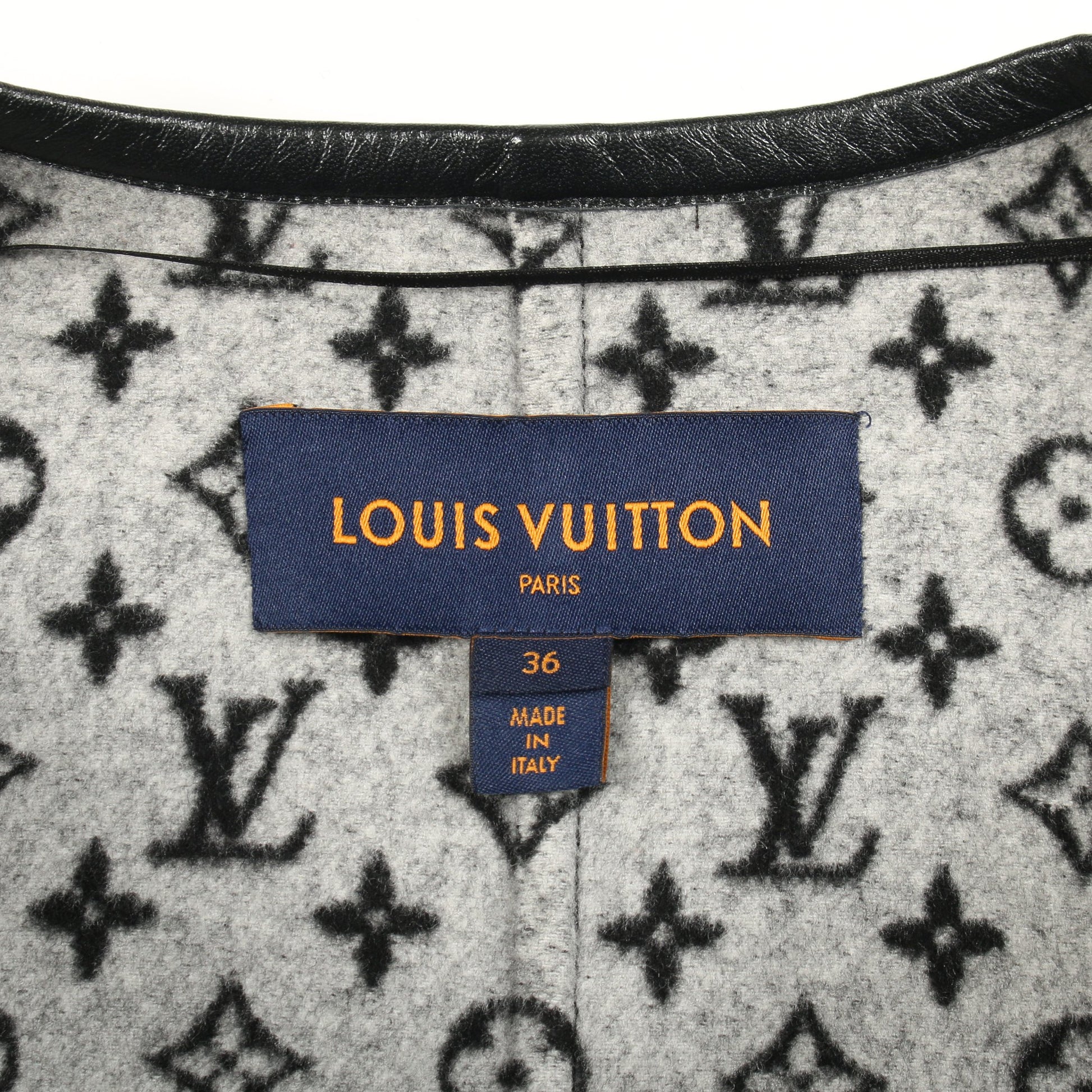 ラップコート ガウンコート ウール ブラック 裏地モノグラム ルイヴィトン アウター LOUIS VUITTON